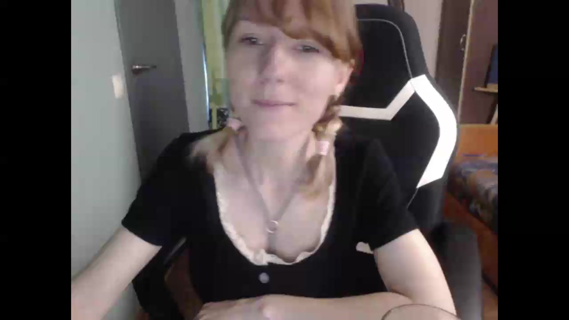 Gallery image thumbnail from NikiFoks18's myfreecams stream on, 07/17/2026, 02:41 image 17 of 20
