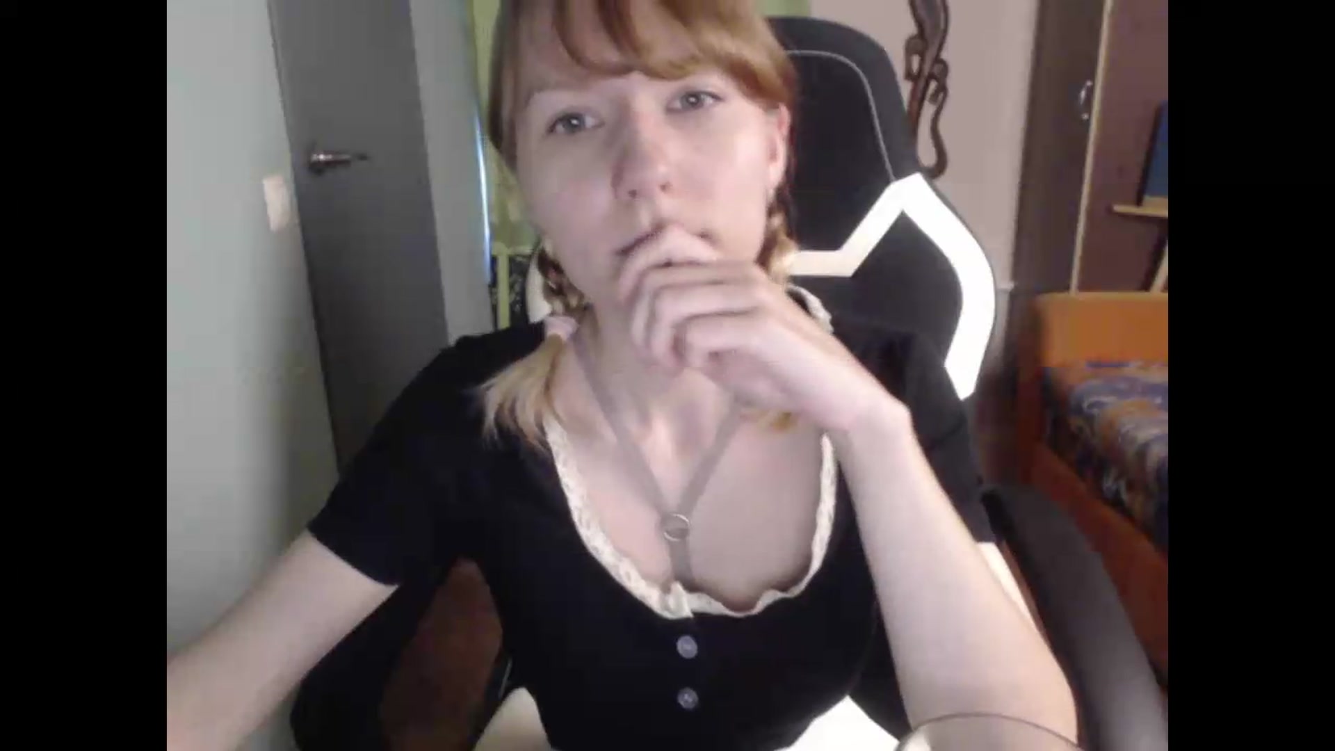 Gallery image thumbnail from NikiFoks18's myfreecams stream on, 07/17/2026, 02:41 image 16 of 20