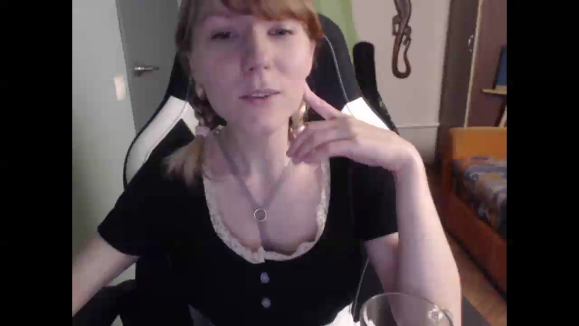 Gallery image thumbnail from NikiFoks18's myfreecams stream on, 07/17/2026, 02:41 image 1 of 20