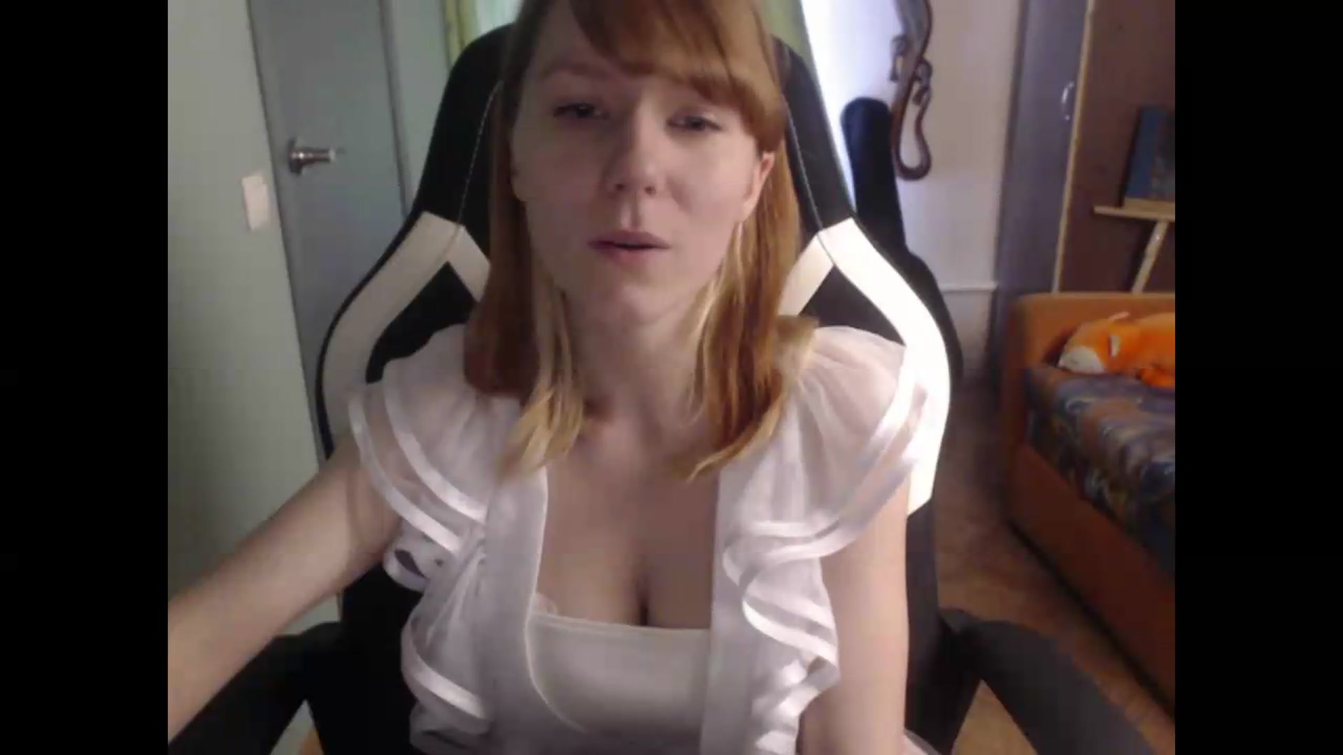 Gallery image thumbnail from NikiFoks18's myfreecams stream on, 07/24/2026, 08:56 image 4 of 20