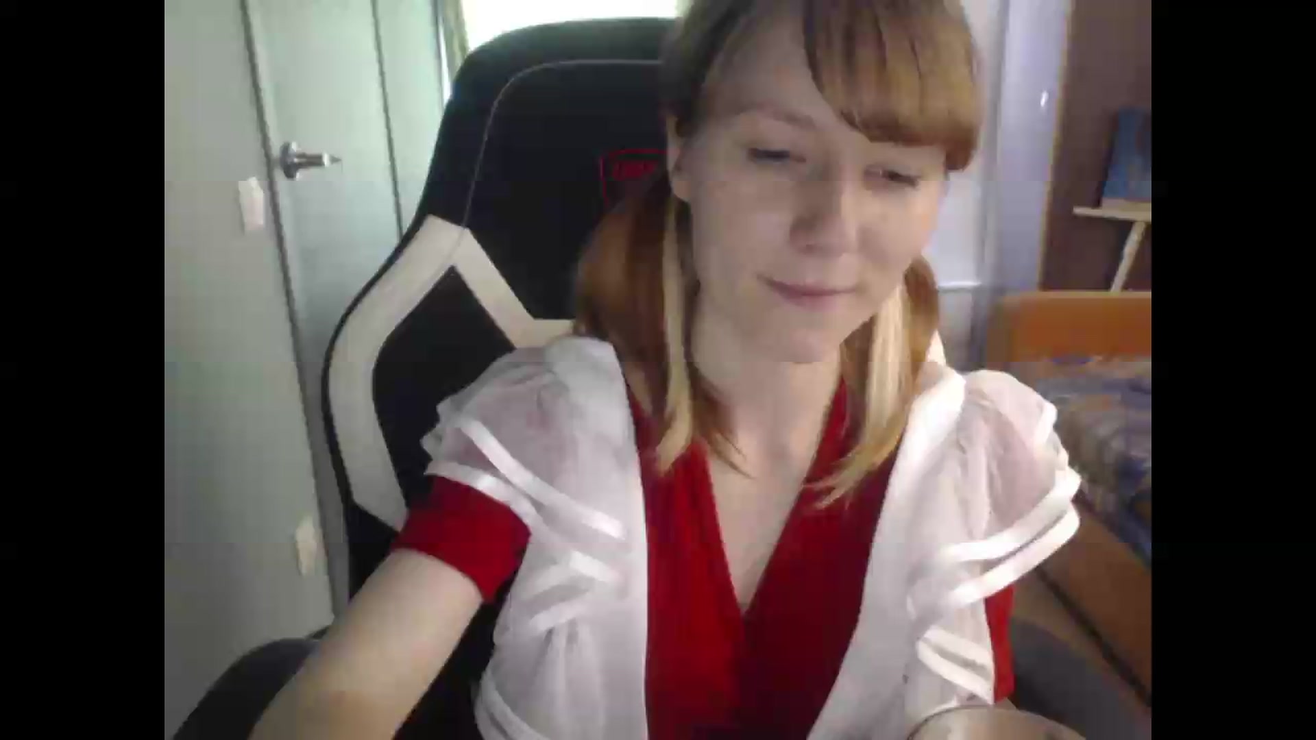 Gallery image thumbnail from NikiFoks18's myfreecams stream on, 07/26/2026, 04:44 image 1 of 20