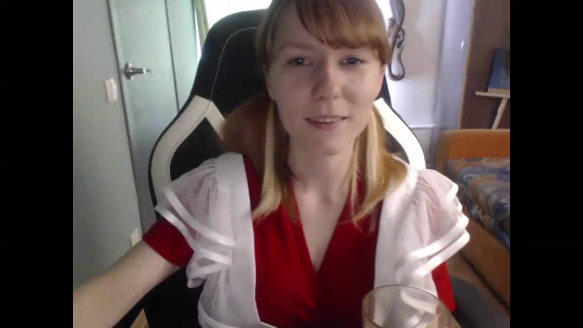 Gallery image thumbnail from NikiFoks18's myfreecams stream on, 07/26/2026, 04:44 image 13 of 20