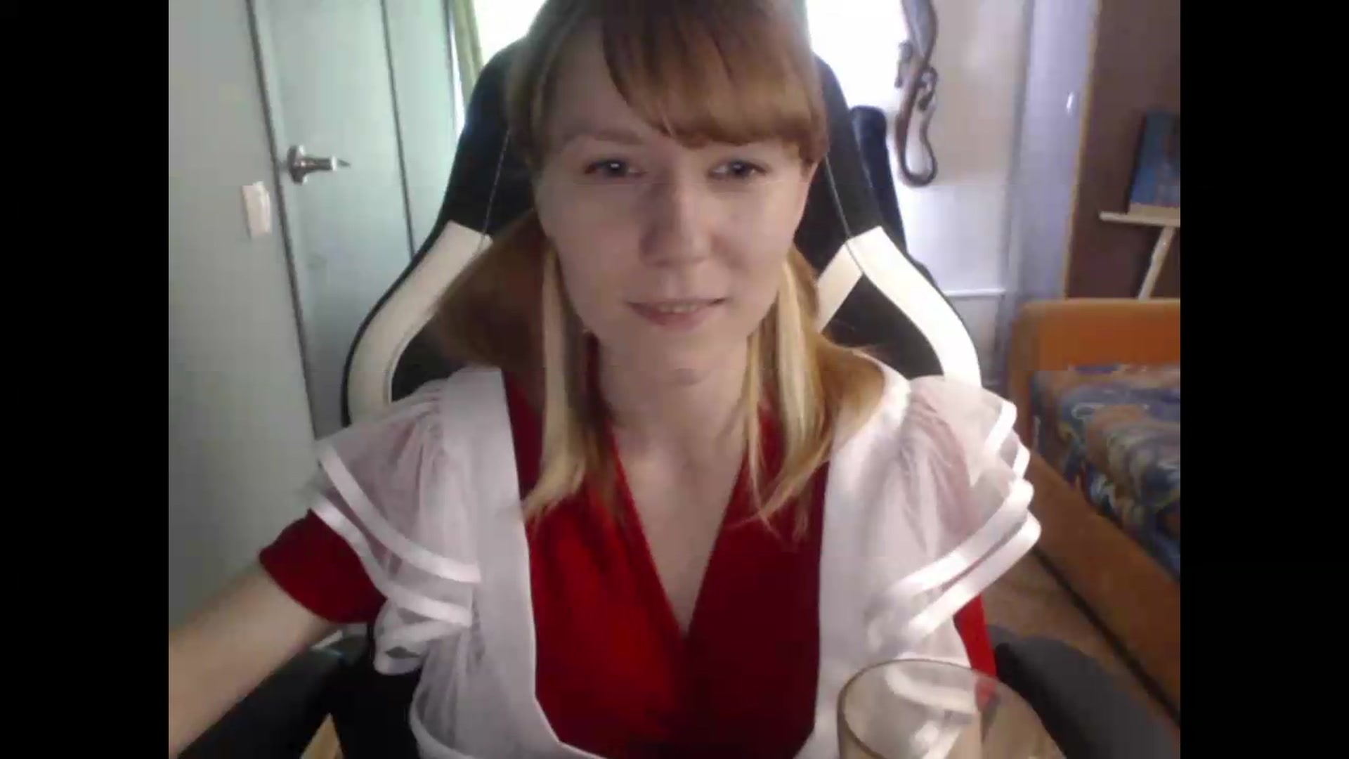 Gallery image thumbnail from NikiFoks18's myfreecams stream on, 07/26/2026, 04:44 image 14 of 20