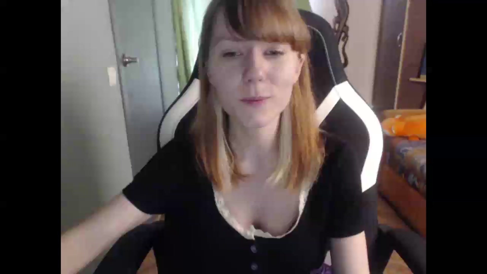 Gallery image thumbnail from NikiFoks18's myfreecams stream on, 07/27/2026, 07:32 image 1 of 20