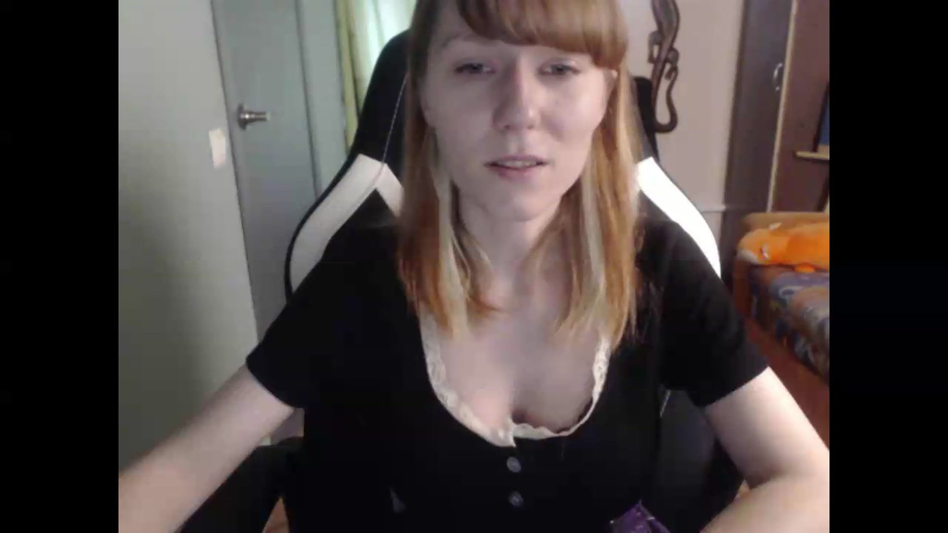 Gallery image thumbnail from NikiFoks18's myfreecams stream on, 07/27/2026, 07:32 image 16 of 20