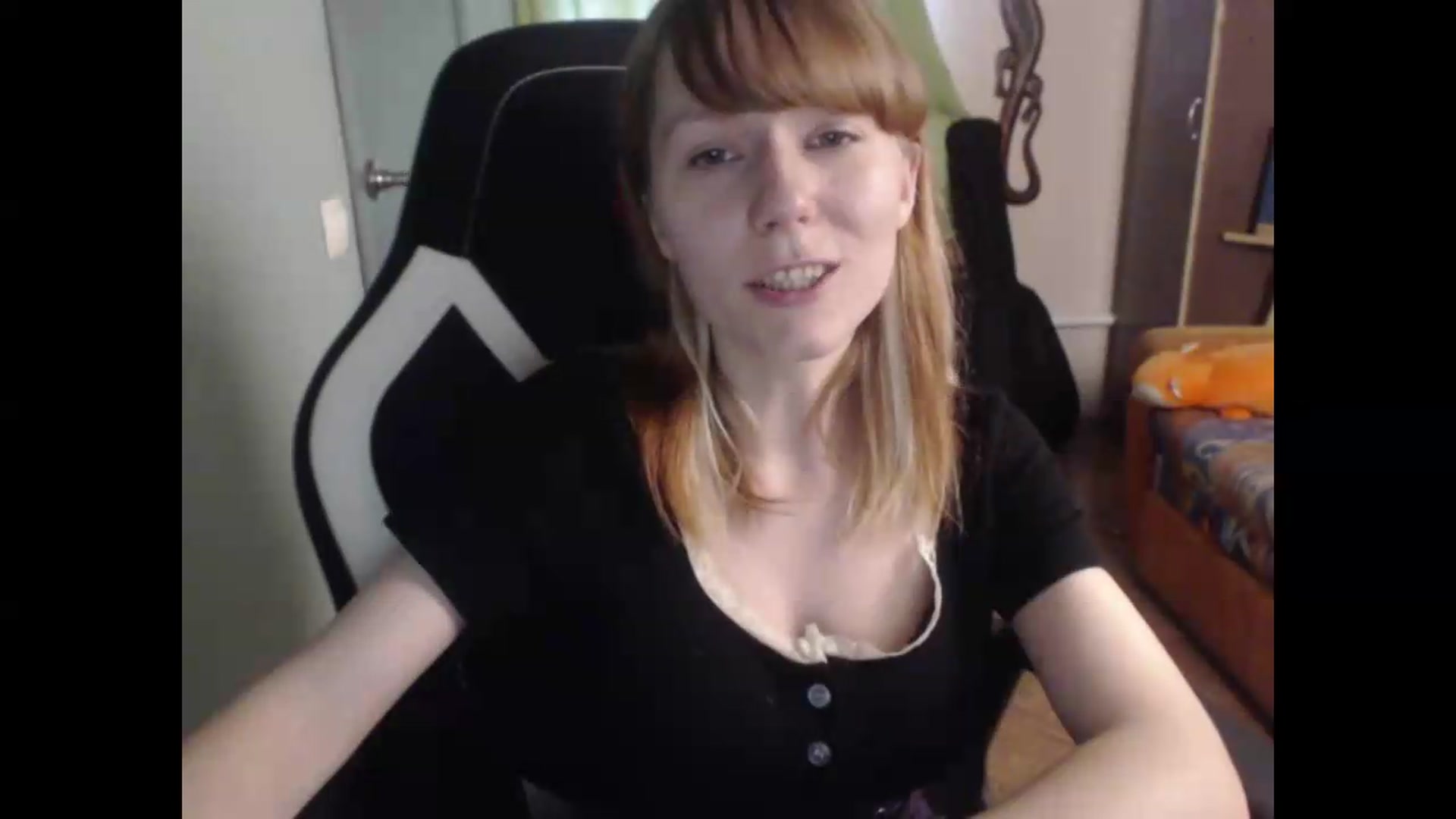Gallery image thumbnail from NikiFoks18's myfreecams stream on, 07/27/2026, 07:32 image 15 of 20
