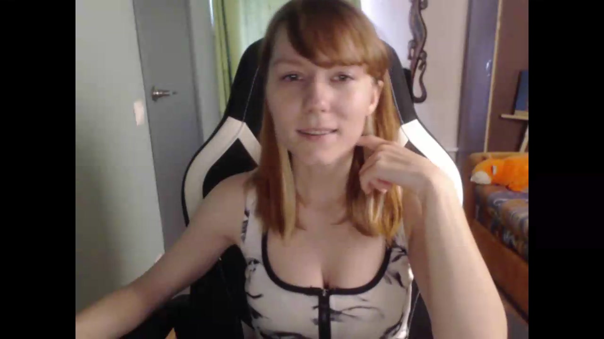 Gallery image thumbnail from NikiFoks18's myfreecams stream on, 07/28/2026, 08:23 image 18 of 20