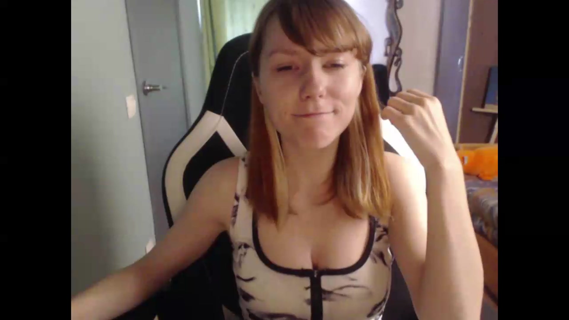 Gallery image thumbnail from NikiFoks18's myfreecams stream on, 07/28/2026, 08:23 image 2 of 20