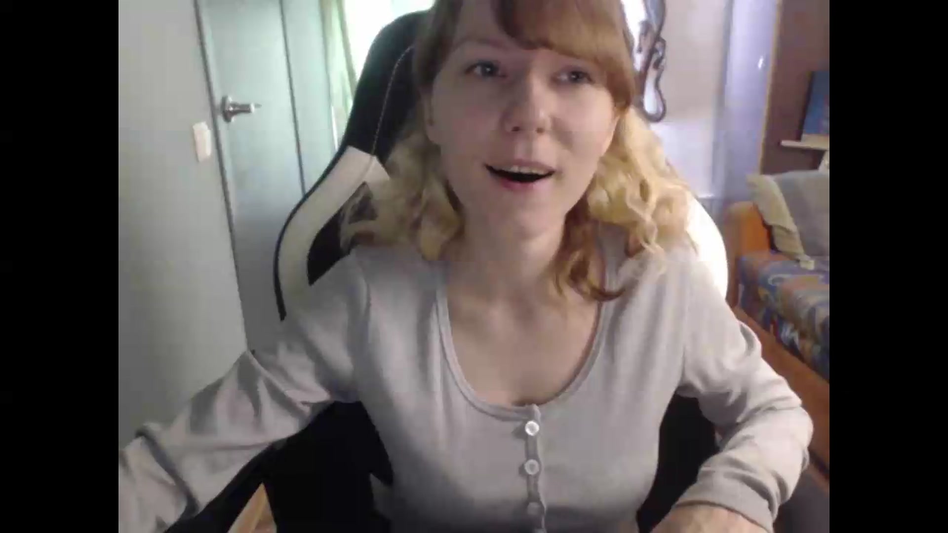 Gallery image thumbnail from NikiFoks18's myfreecams stream on, 07/29/2026, 05:56 image 6 of 20