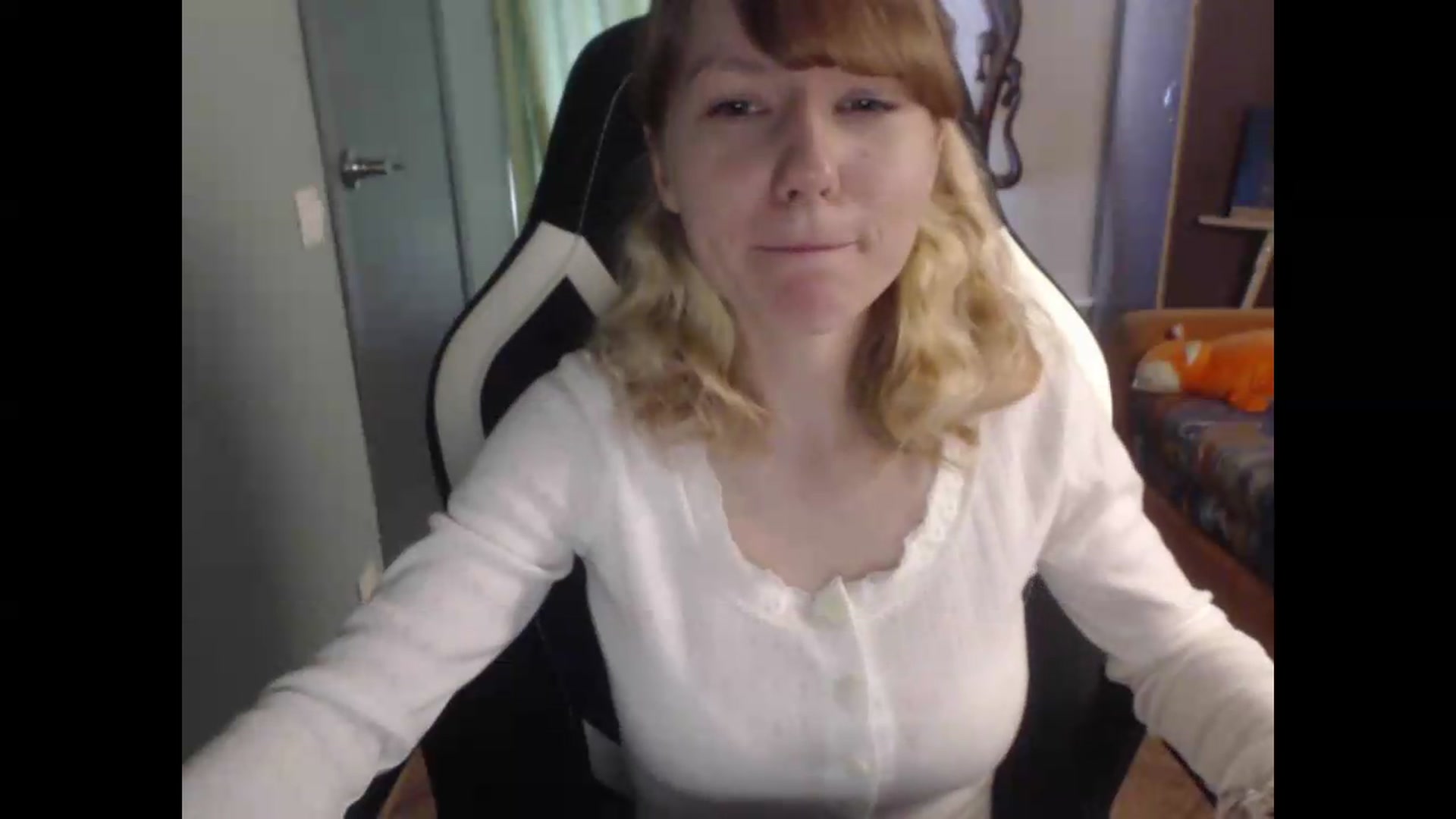 Gallery image thumbnail from NikiFoks18's myfreecams stream on, 07/29/2026, 06:52 image 2 of 20