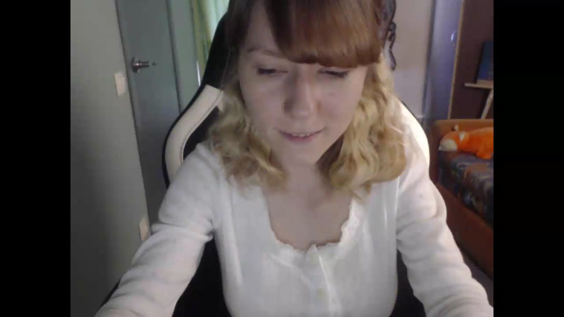 Gallery image thumbnail from NikiFoks18's myfreecams stream on, 07/29/2026, 06:52 image 4 of 20