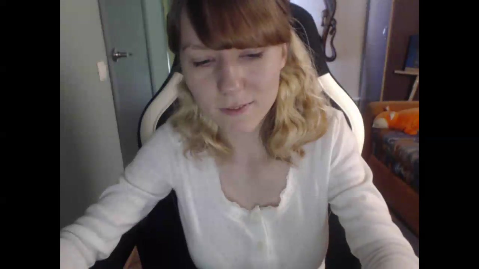 Gallery image thumbnail from NikiFoks18's myfreecams stream on, 07/29/2026, 06:52 image 5 of 20