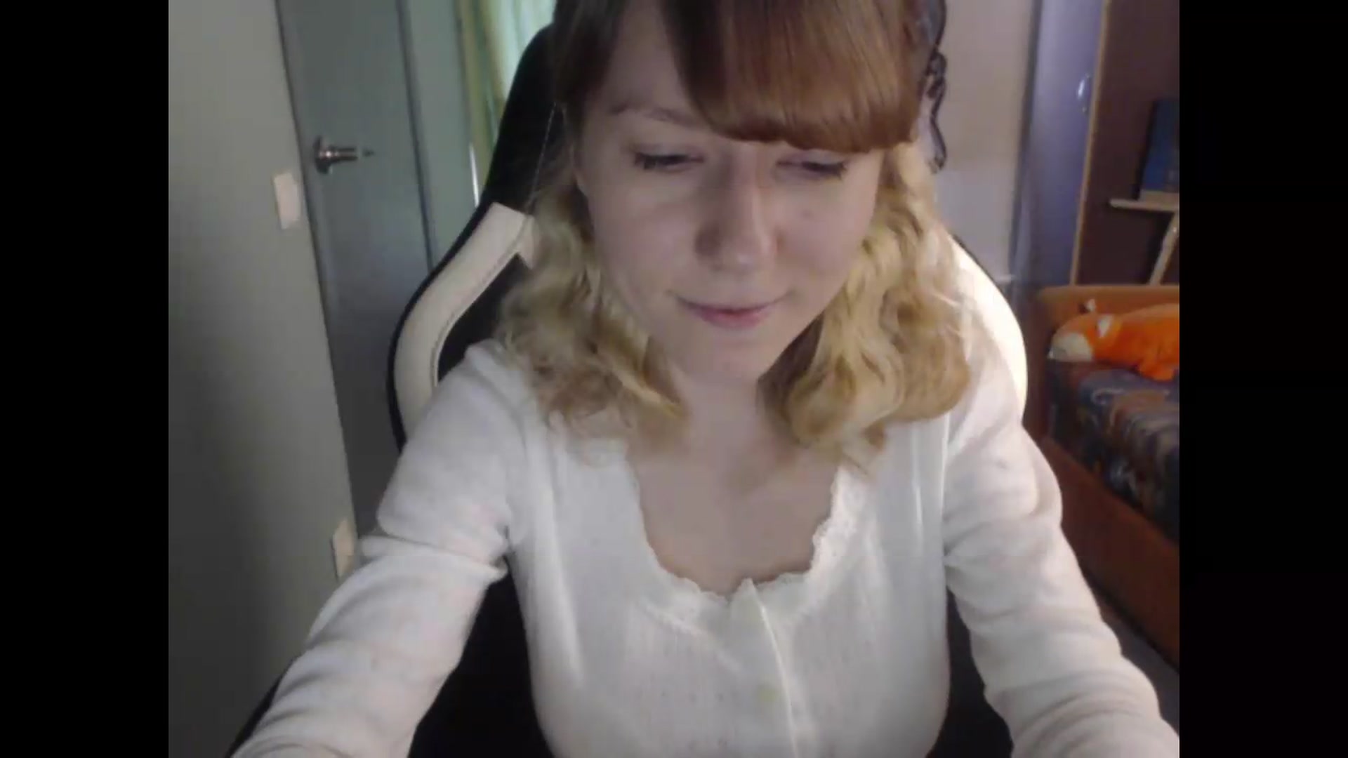 Gallery image thumbnail from NikiFoks18's myfreecams stream on, 07/29/2026, 06:52 image 3 of 20