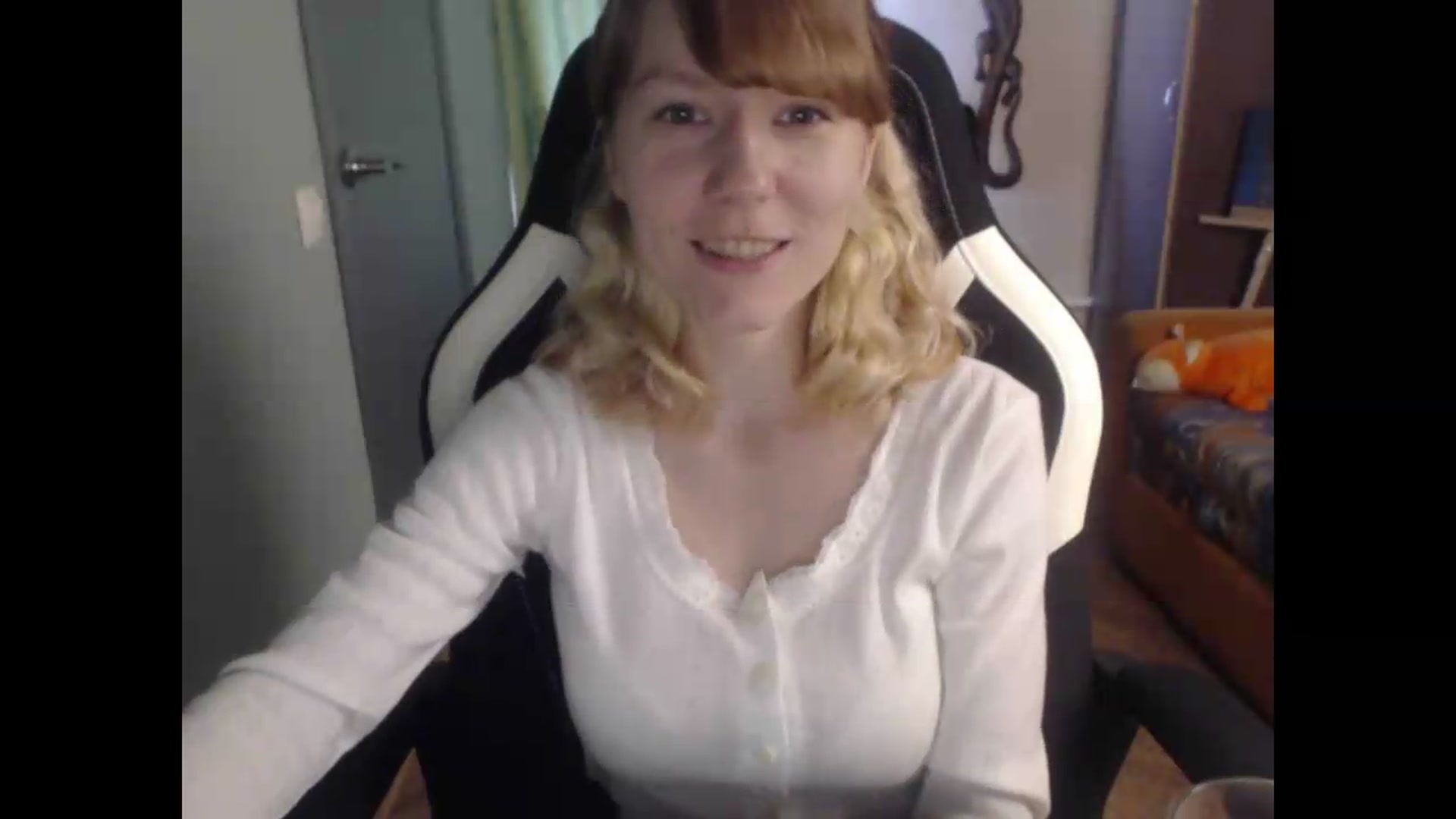 Gallery image thumbnail from NikiFoks18's myfreecams stream on, 07/29/2026, 07:14 image 9 of 20