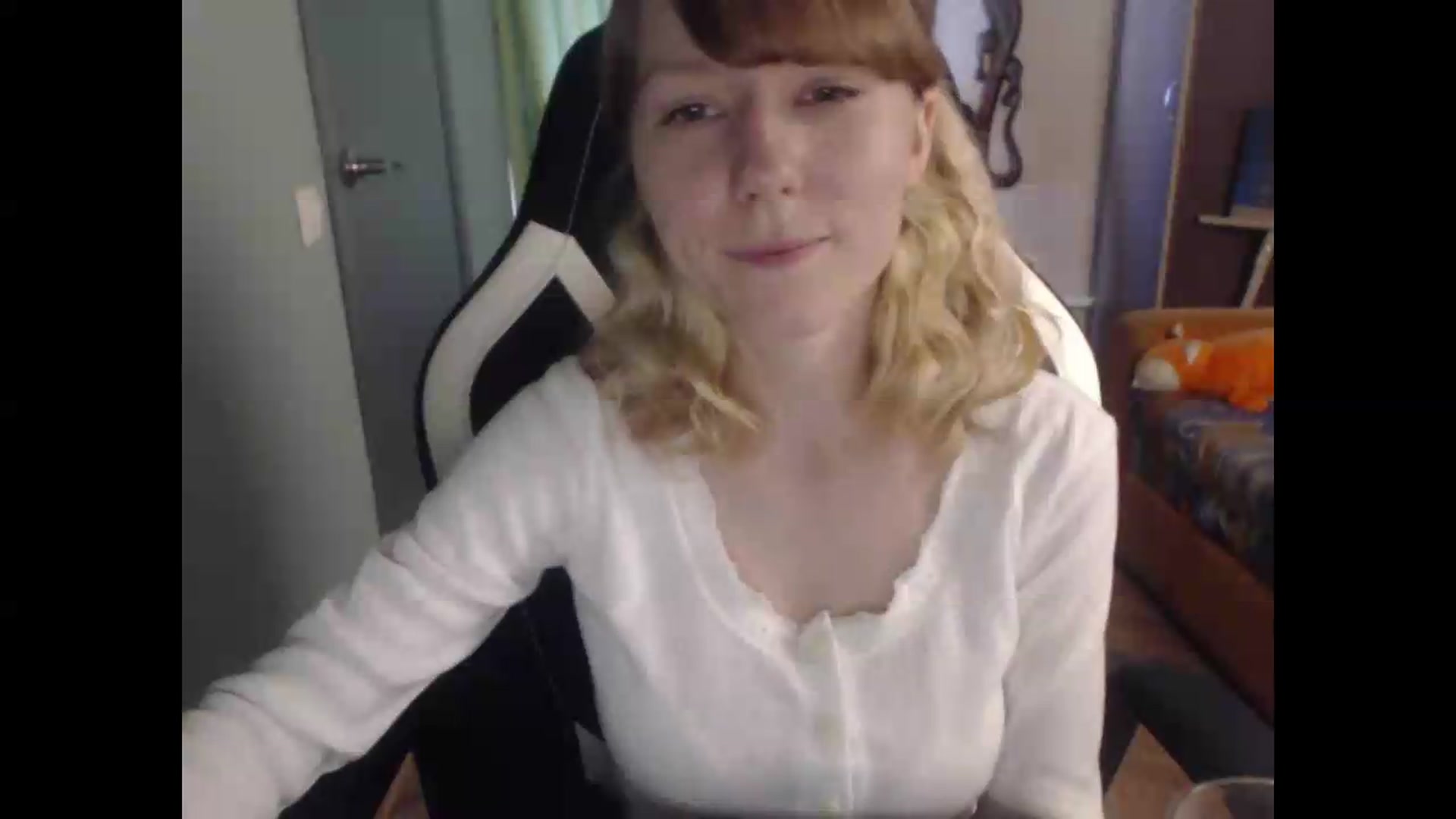 Gallery image thumbnail from NikiFoks18's myfreecams stream on, 07/29/2026, 07:14 image 3 of 20