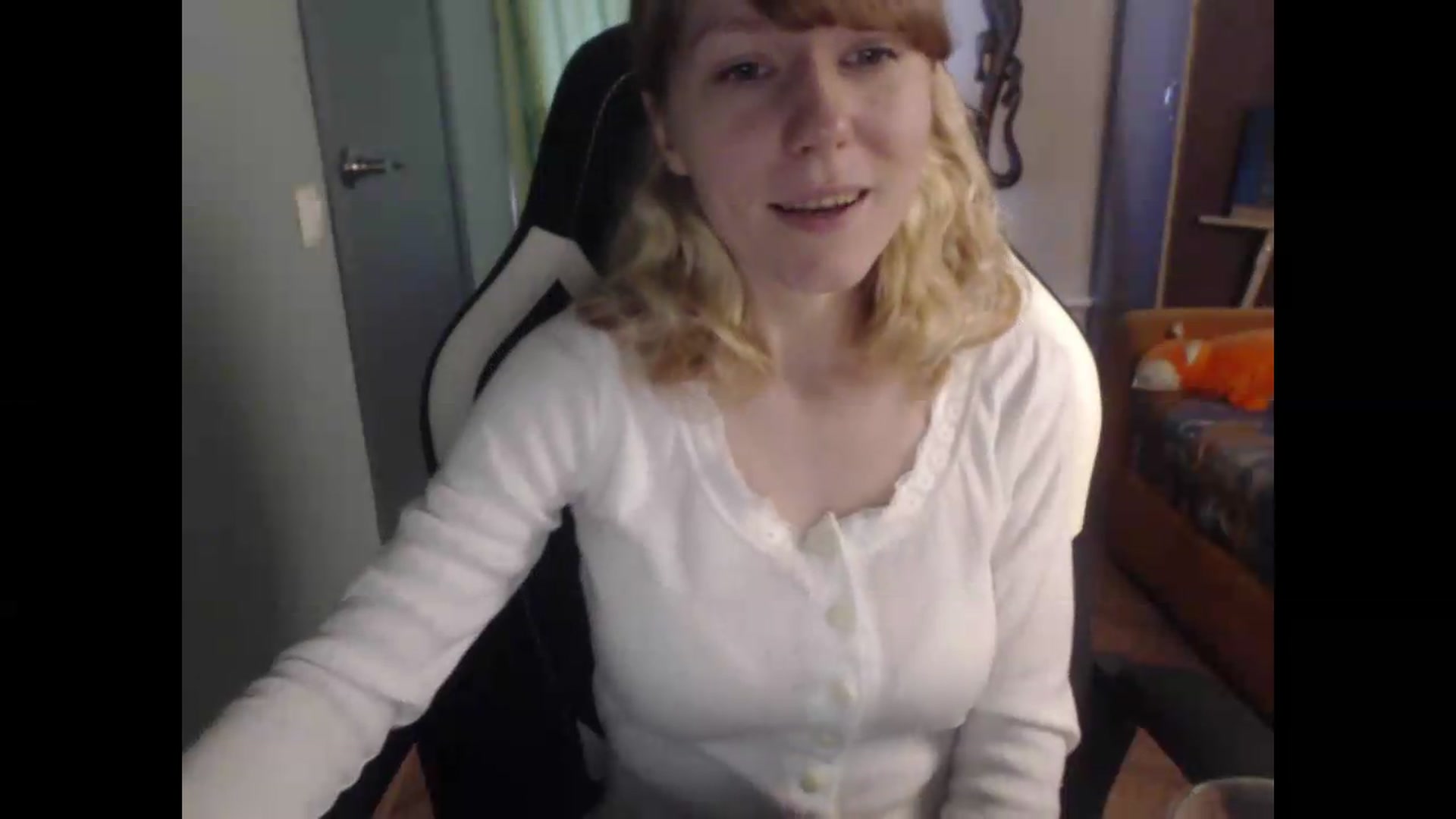 Gallery image thumbnail from NikiFoks18's myfreecams stream on, 07/29/2026, 07:14 image 14 of 20