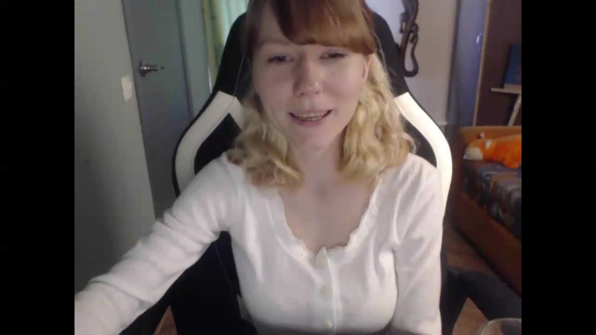 Gallery image thumbnail from NikiFoks18's myfreecams stream on, 07/29/2026, 07:14 image 11 of 20