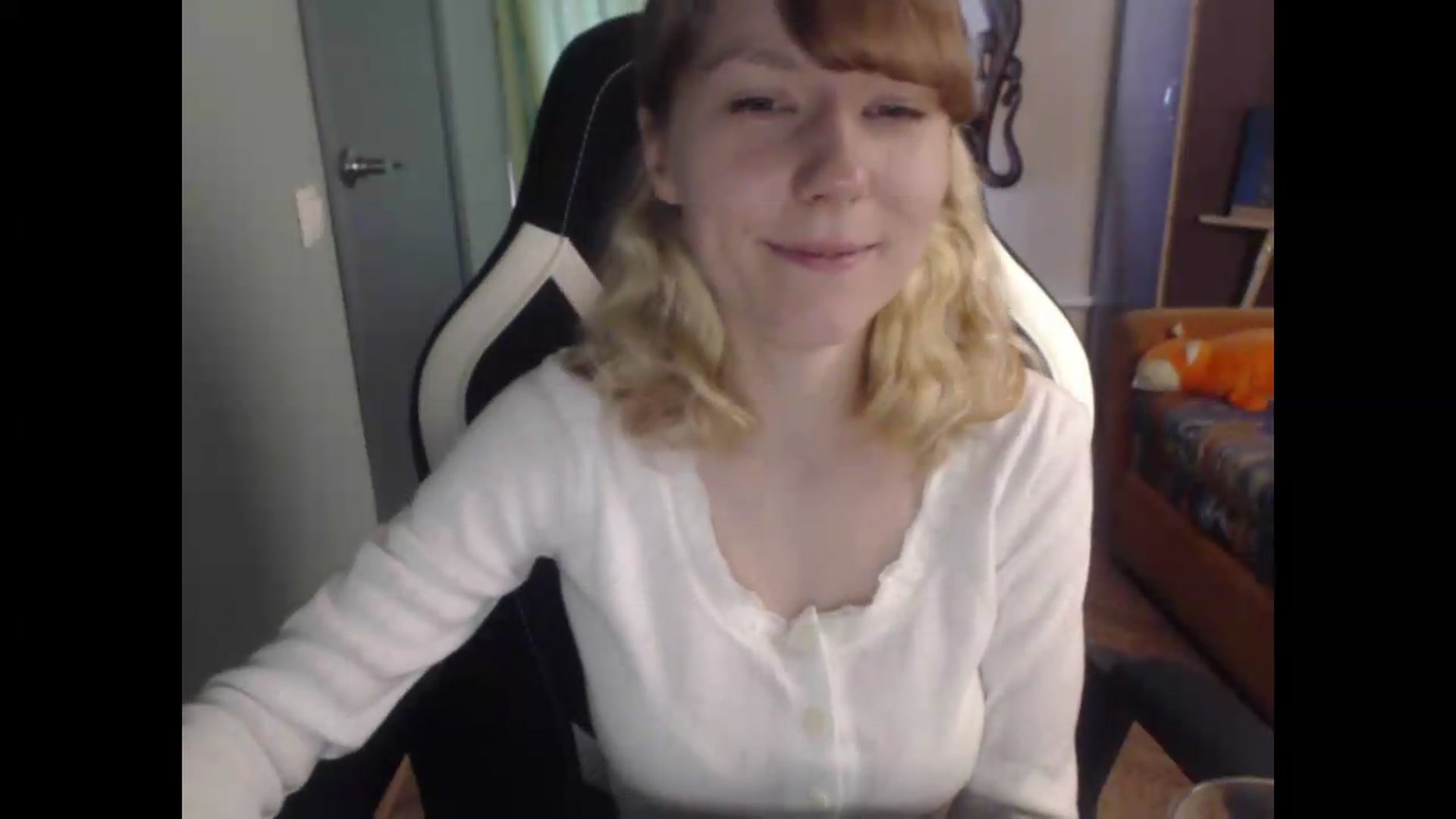 Gallery image thumbnail from NikiFoks18's myfreecams stream on, 07/29/2026, 07:14 image 4 of 20