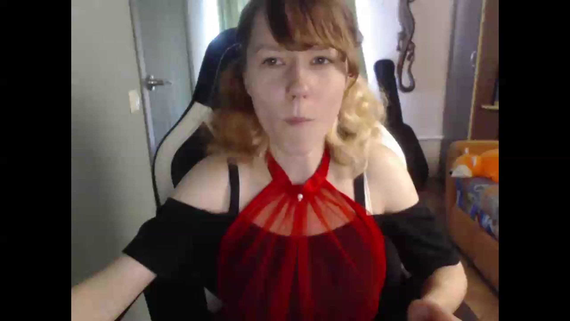 Gallery image thumbnail from NikiFoks18's myfreecams stream on, 07/31/2026, 06:33 image 15 of 20