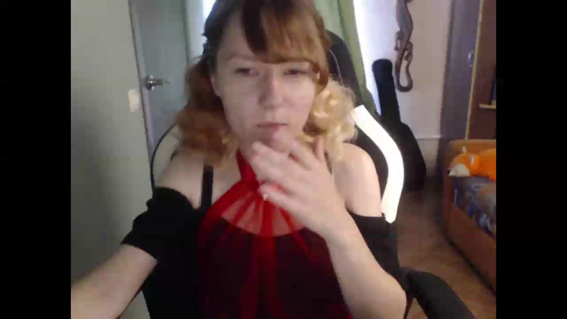 Gallery image thumbnail from NikiFoks18's myfreecams stream on, 07/31/2026, 06:33 image 11 of 20