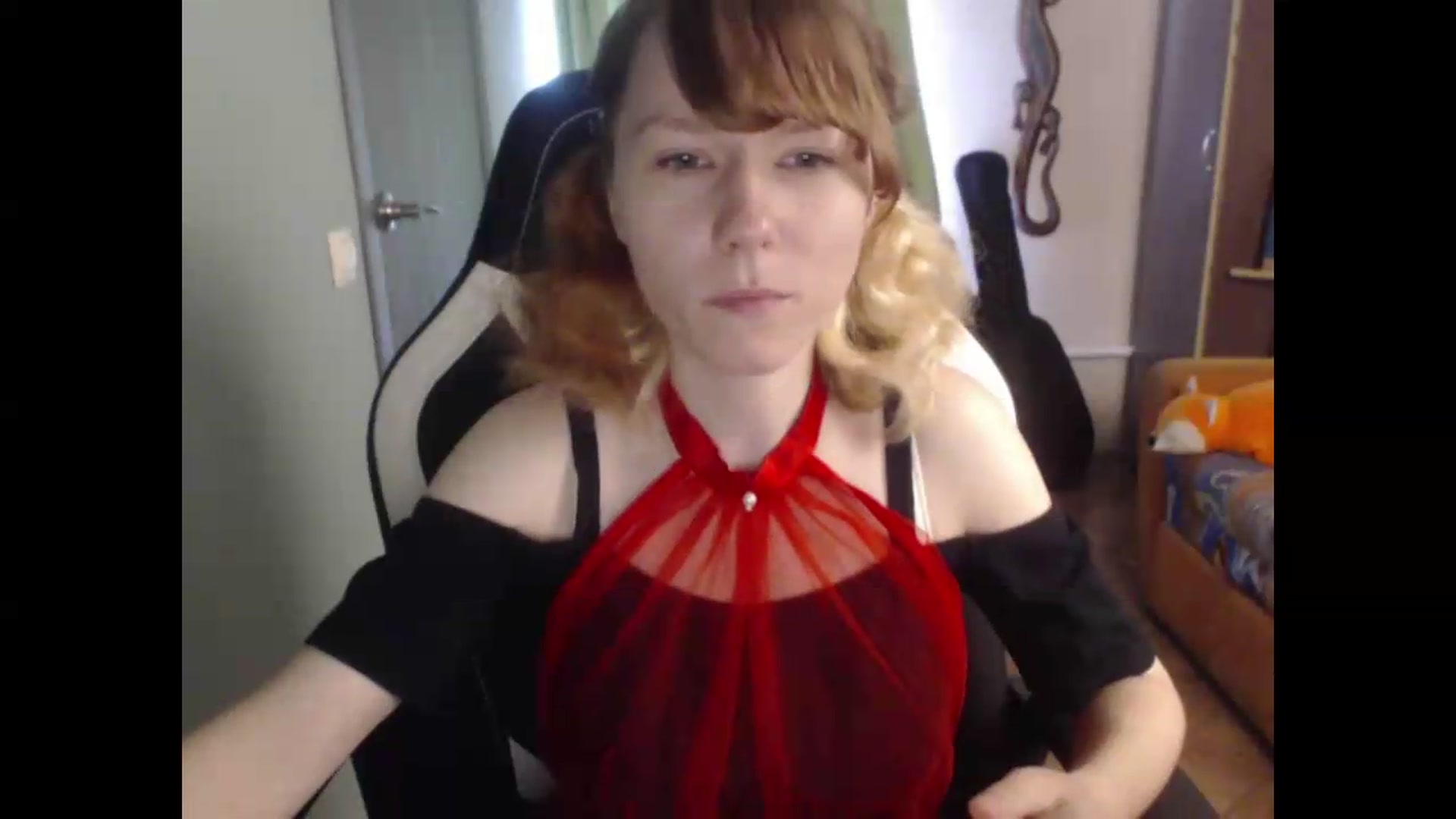 Gallery image thumbnail from NikiFoks18's myfreecams stream on, 07/31/2026, 06:33 image 4 of 20