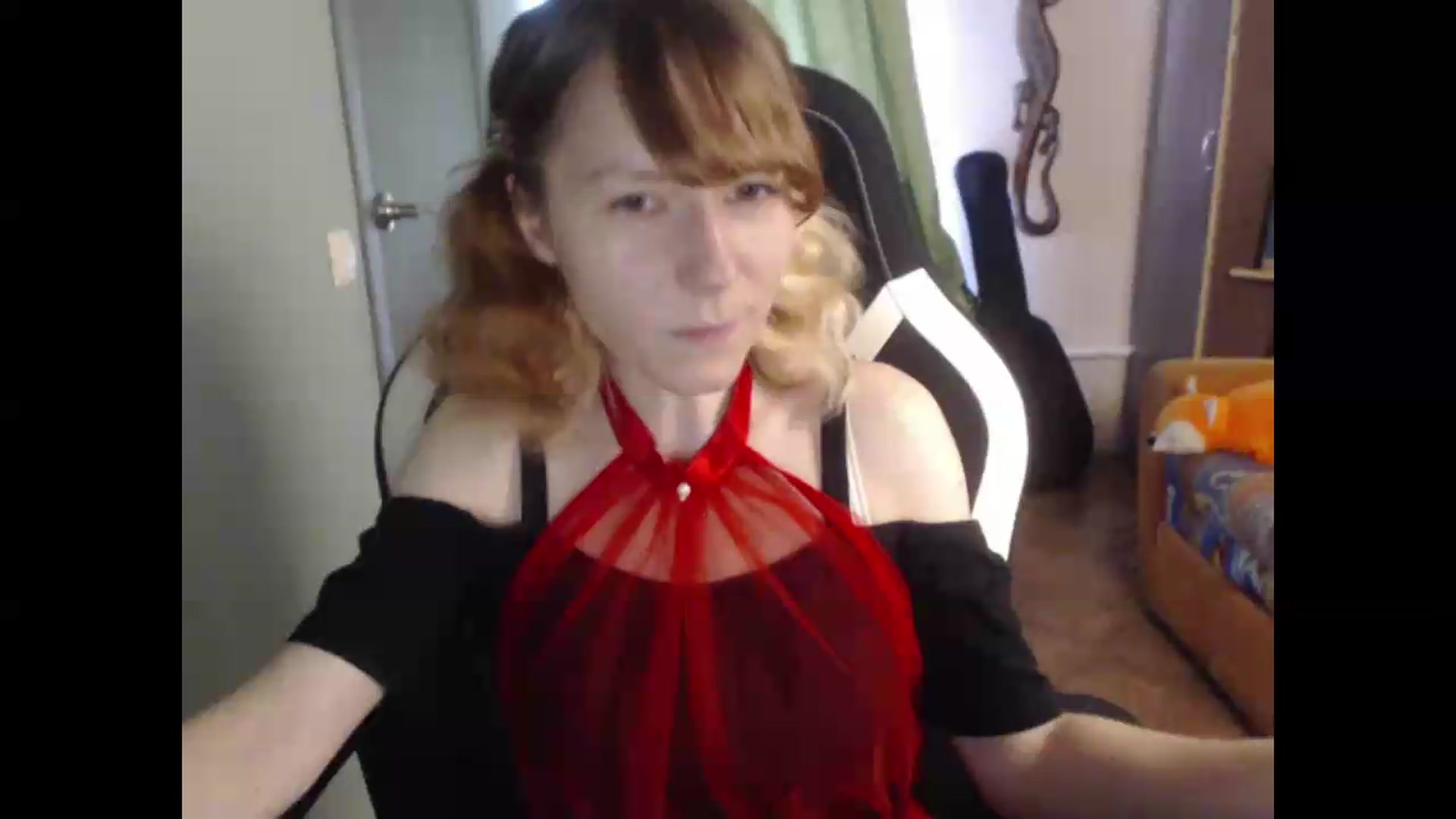 Gallery image thumbnail from NikiFoks18's myfreecams stream on, 07/31/2026, 06:52 image 4 of 20