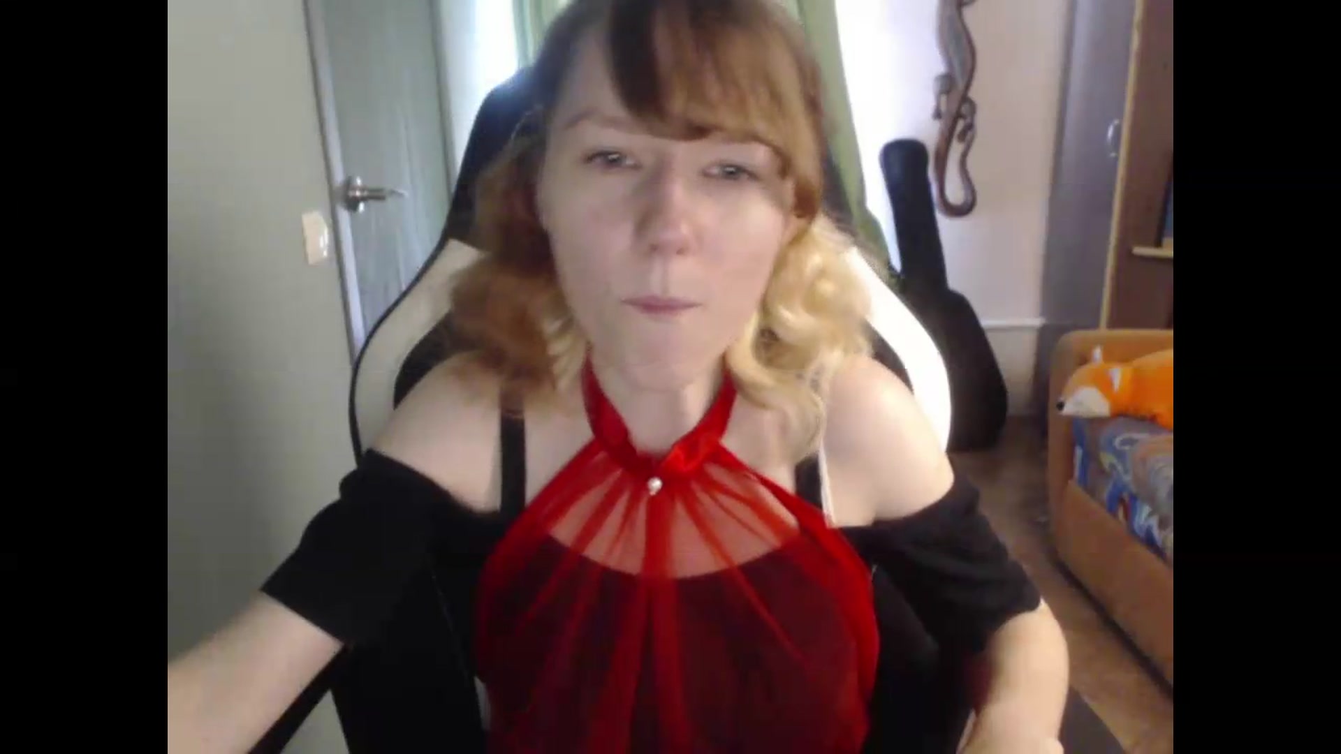 Gallery image thumbnail from NikiFoks18's myfreecams stream on, 07/31/2026, 06:52 image 8 of 20