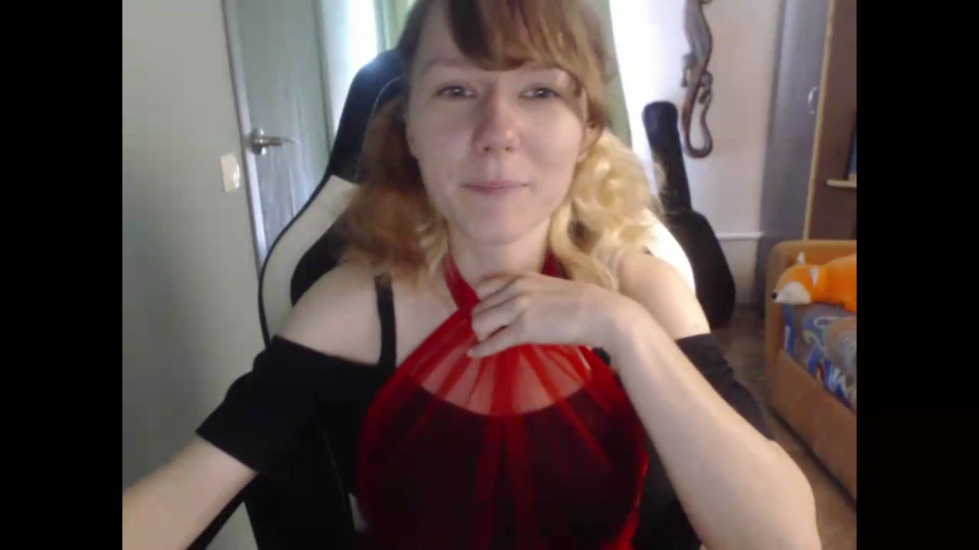 Gallery image thumbnail from NikiFoks18's myfreecams stream on, 07/31/2026, 06:52 image 16 of 20