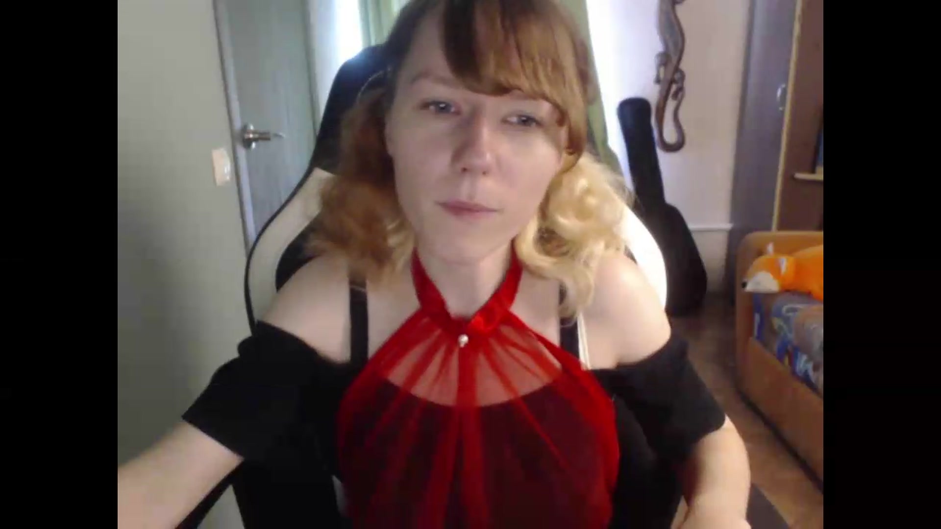 Gallery image thumbnail from NikiFoks18's myfreecams stream on, 07/31/2026, 06:52 image 7 of 20