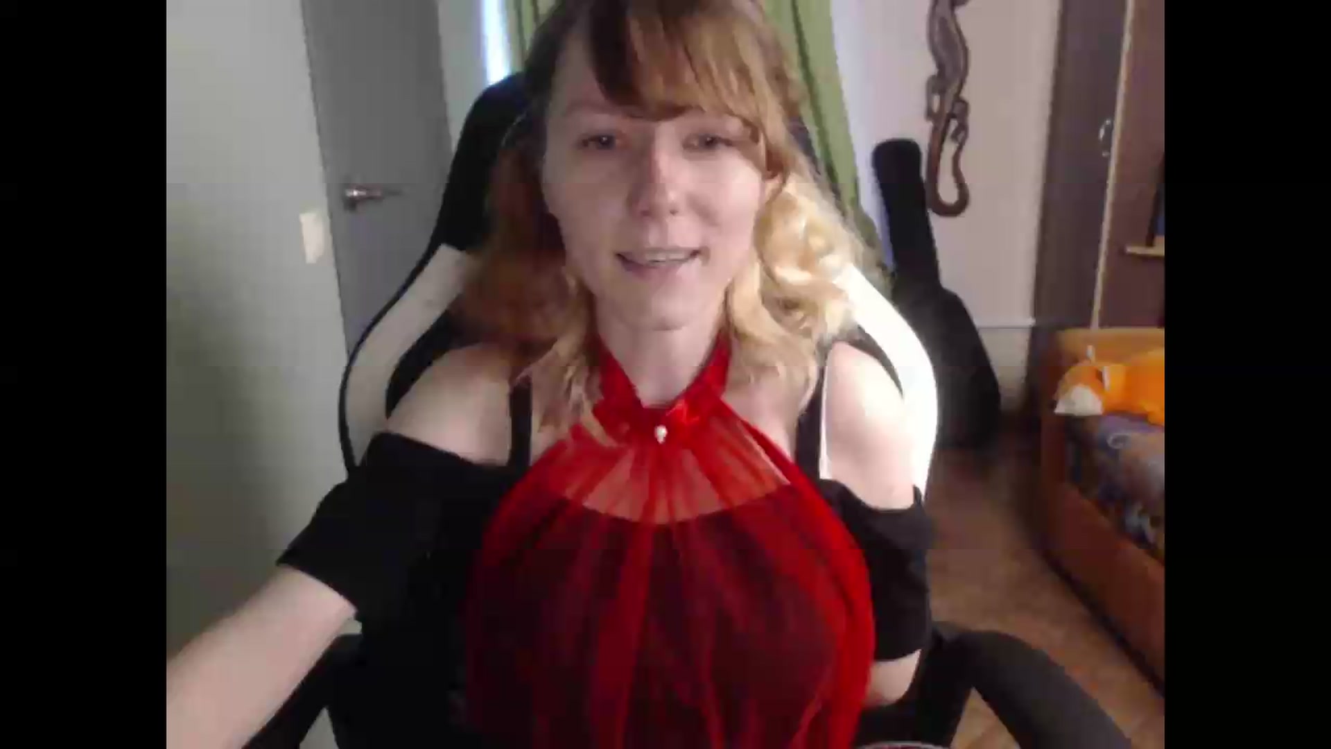 Gallery image thumbnail from NikiFoks18's myfreecams stream on, 07/31/2026, 08:57 image 9 of 20