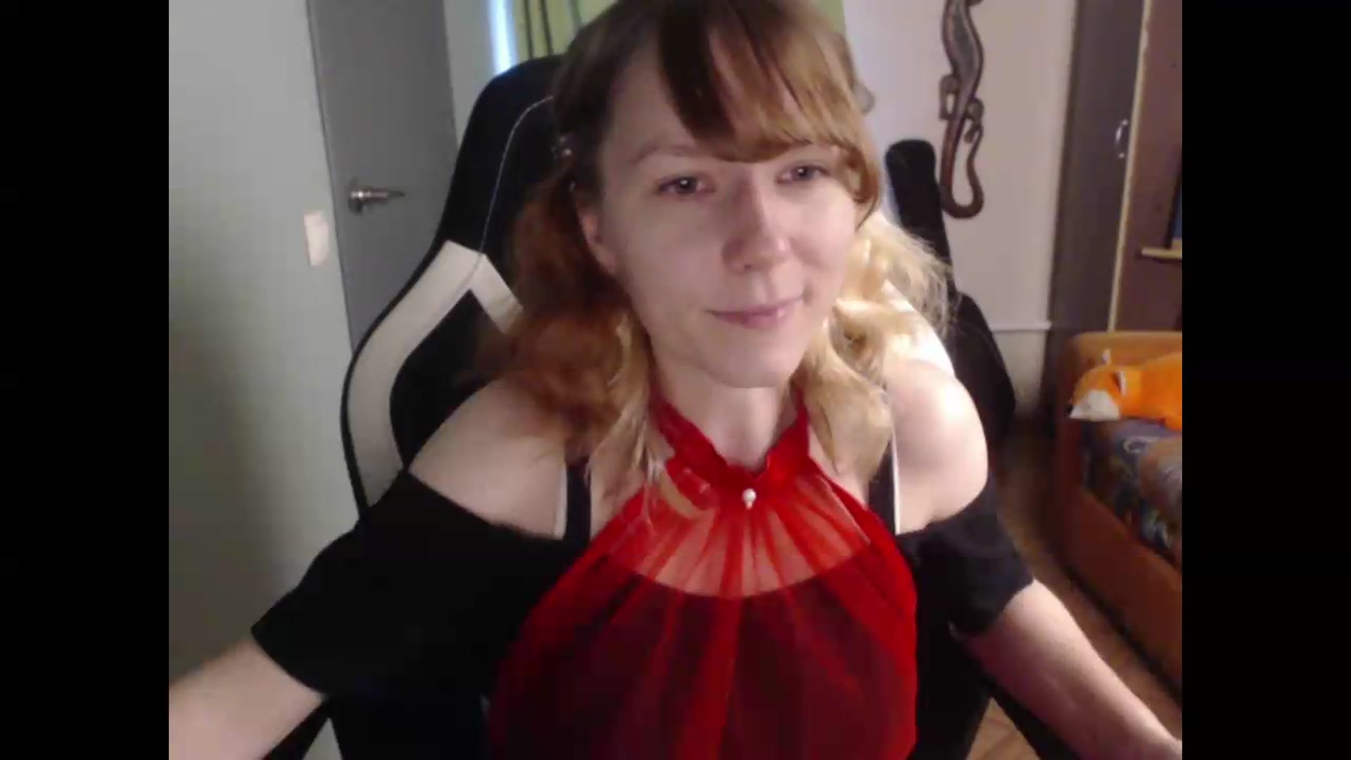 Gallery image thumbnail from NikiFoks18's myfreecams stream on, 07/31/2026, 08:57 image 20 of 20