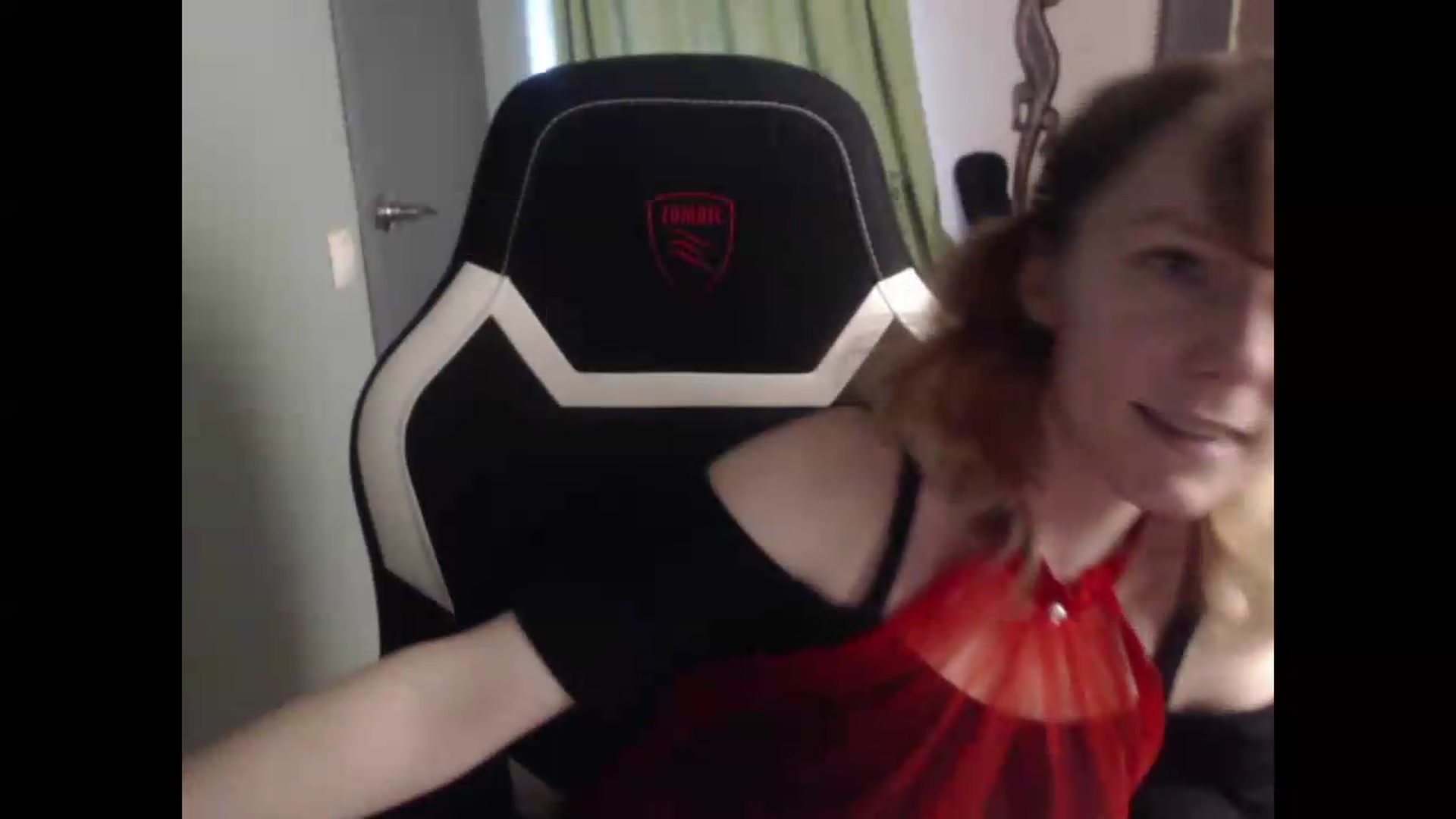 Gallery image thumbnail from NikiFoks18's myfreecams stream on, 07/31/2026, 08:57 image 7 of 20