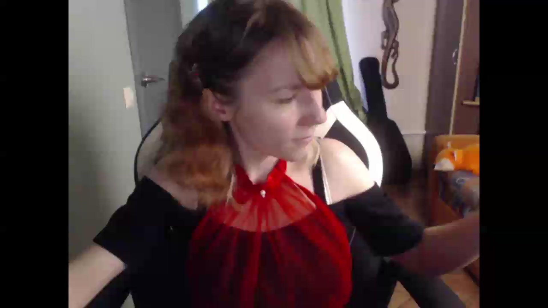 Gallery image thumbnail from NikiFoks18's myfreecams stream on, 07/31/2026, 08:57 image 6 of 20