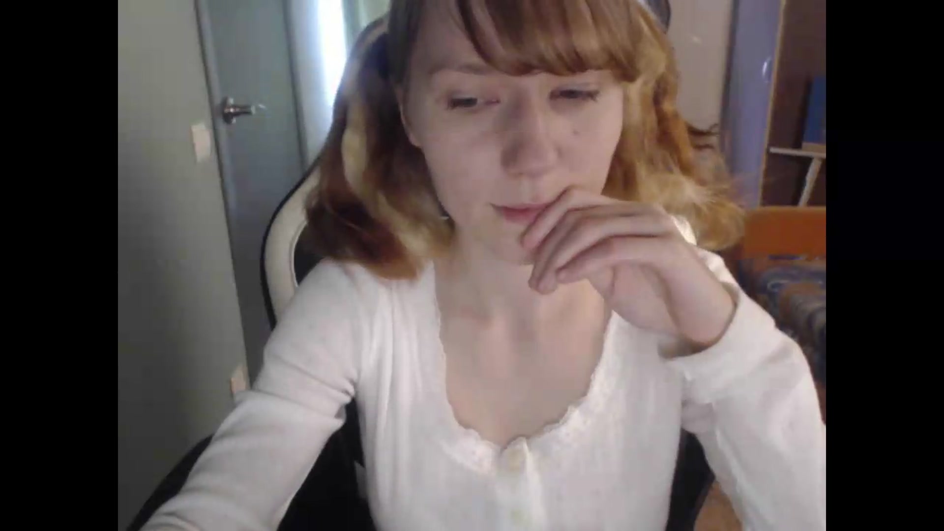 Gallery image thumbnail from NikiFoks18's myfreecams stream on, 08/09/2026, 05:40 image 15 of 20