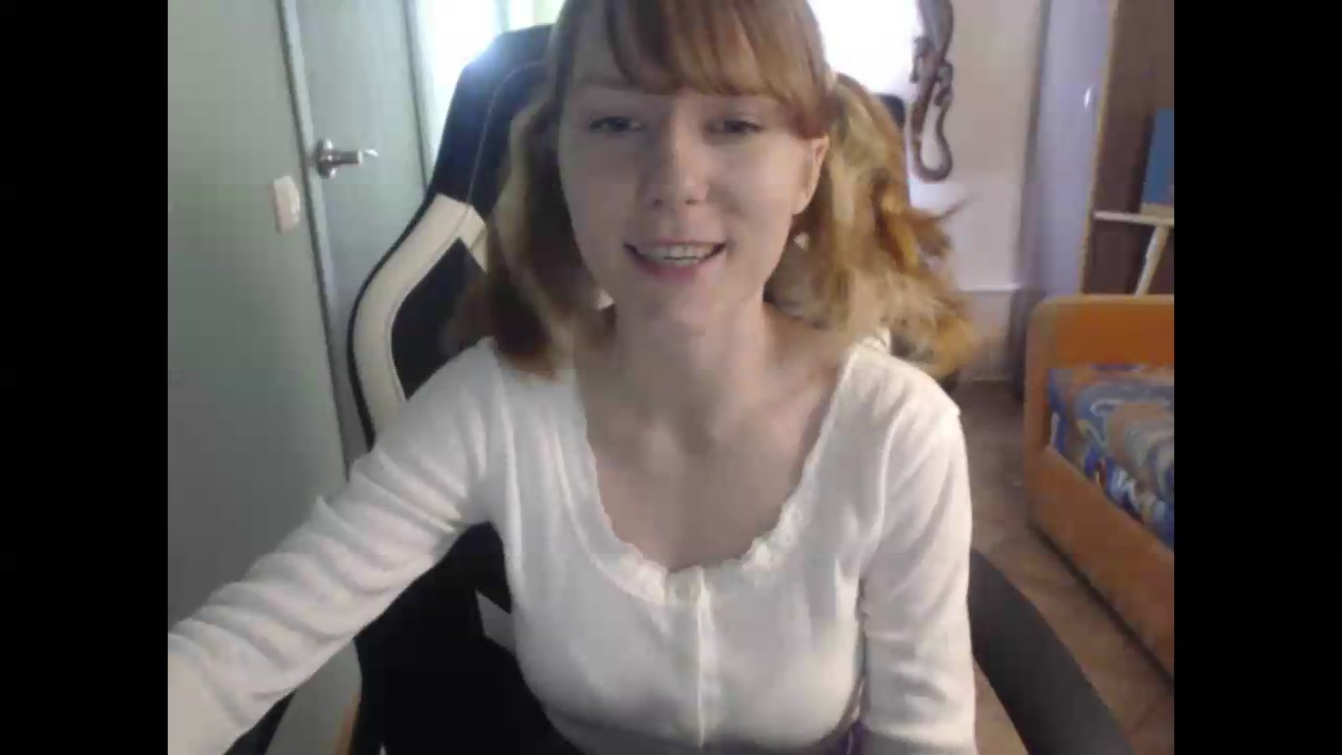 Gallery image thumbnail from NikiFoks18's myfreecams stream on, 08/09/2026, 05:40 image 7 of 20