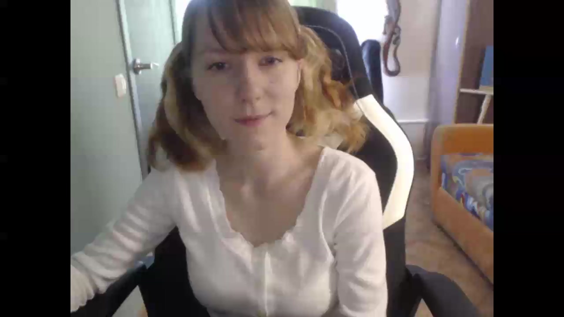 Gallery image thumbnail from NikiFoks18's myfreecams stream on, 08/09/2026, 05:40 image 6 of 20