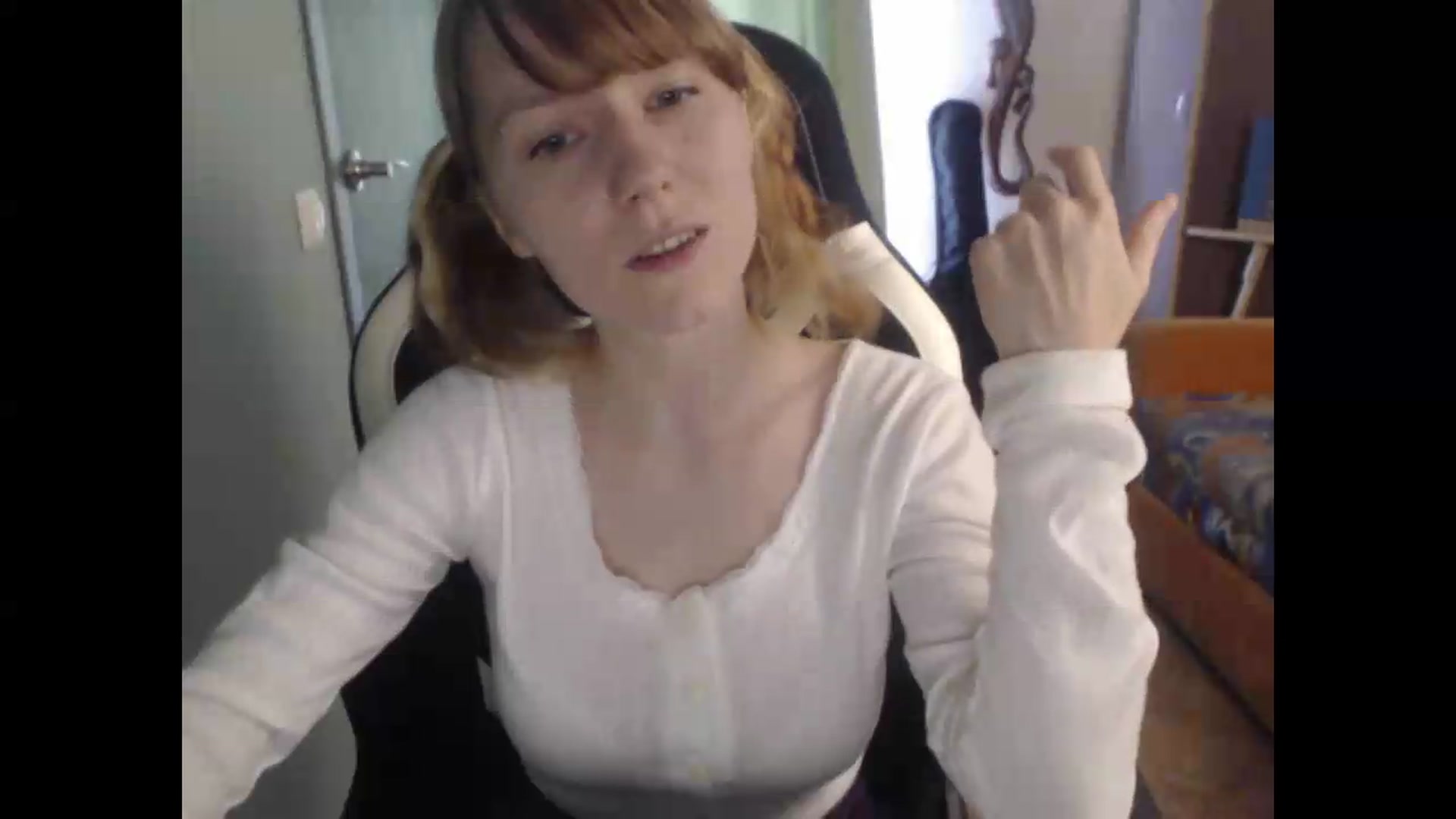 Gallery image thumbnail from NikiFoks18's myfreecams stream on, 08/09/2026, 05:40 image 18 of 20
