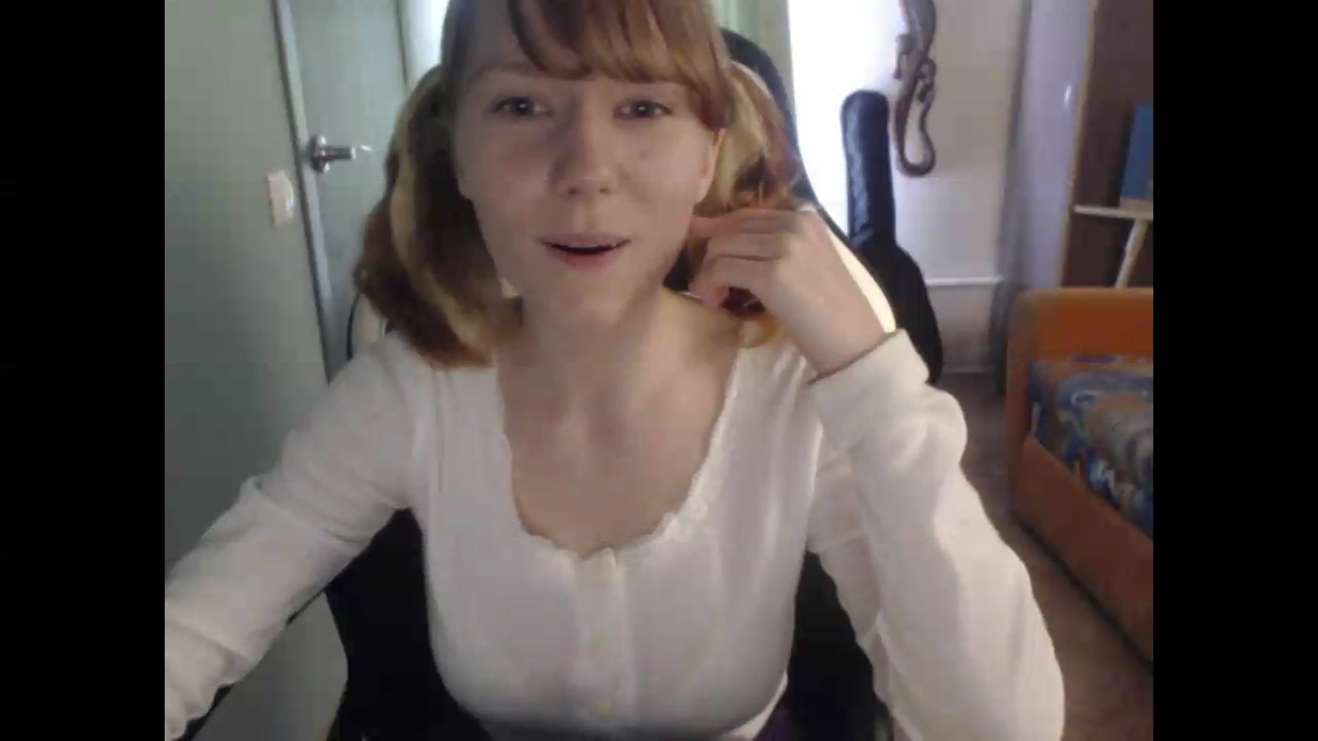 Gallery image thumbnail from NikiFoks18's myfreecams stream on, 08/09/2026, 05:40 image 19 of 20