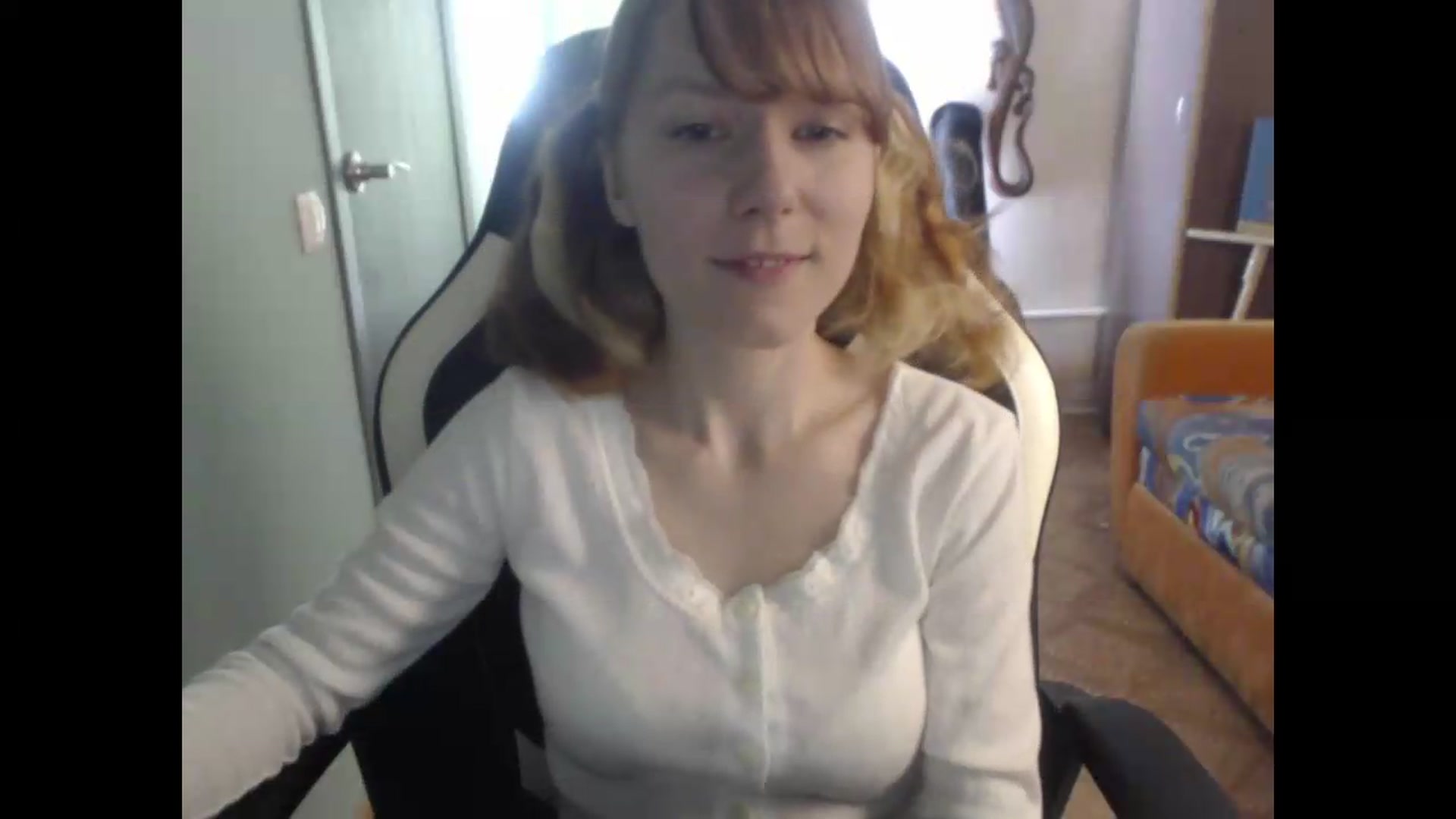 Gallery image thumbnail from NikiFoks18's myfreecams stream on, 08/09/2026, 05:40 image 3 of 20