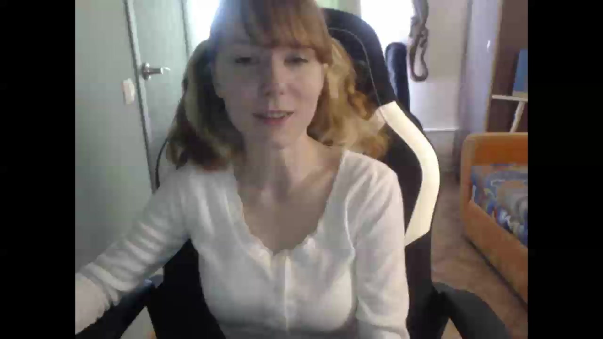Gallery image thumbnail from NikiFoks18's myfreecams stream on, 08/09/2026, 05:40 image 4 of 20