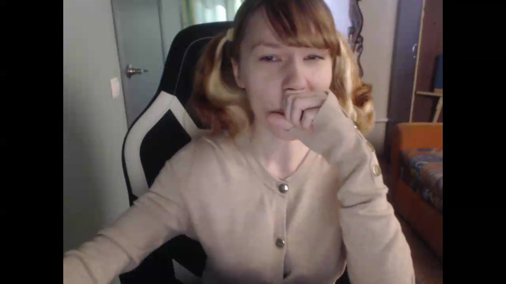 Gallery image thumbnail from NikiFoks18's myfreecams stream on, 08/12/2026, 05:41 image 2 of 20