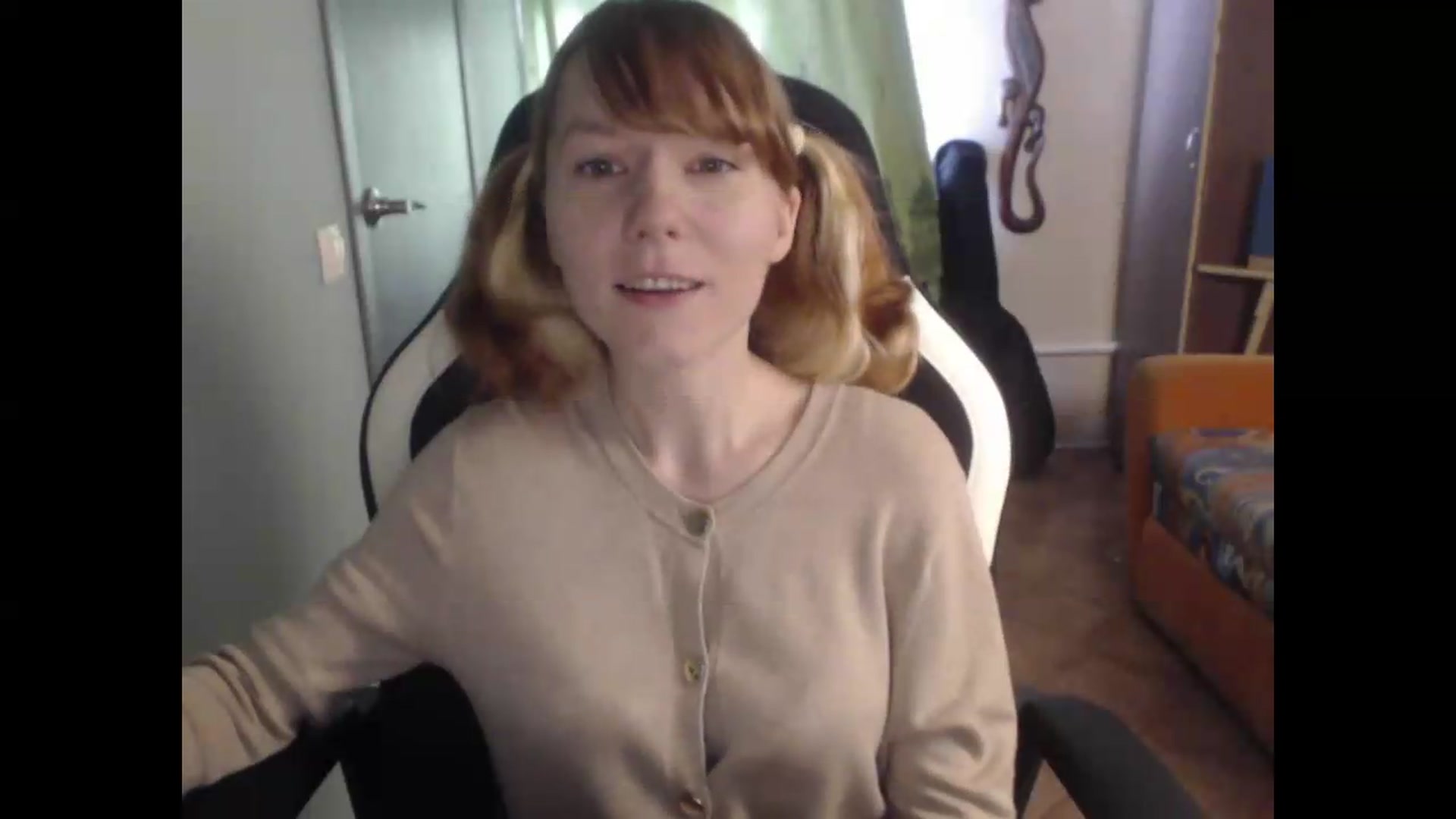 Gallery image thumbnail from NikiFoks18's myfreecams stream on, 08/12/2026, 05:41 image 7 of 20