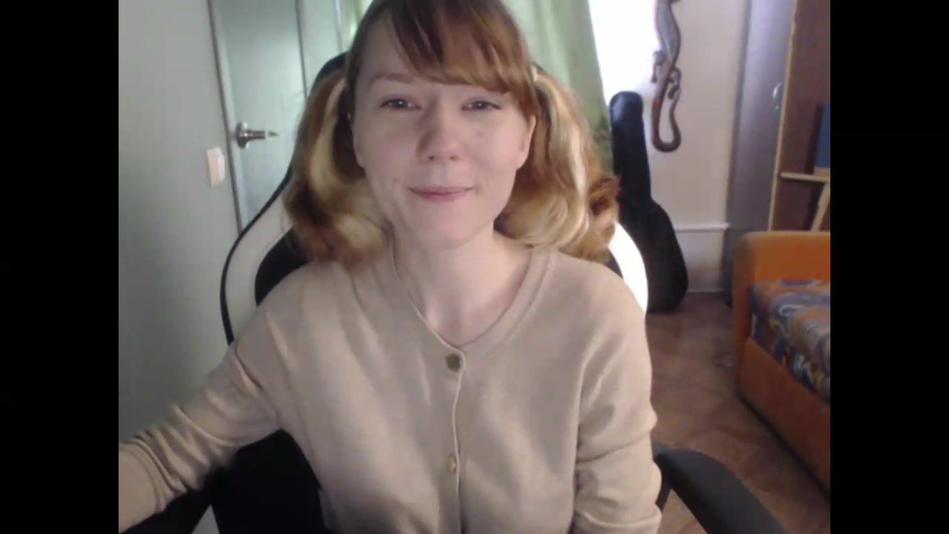 Gallery image thumbnail from NikiFoks18's myfreecams stream on, 08/12/2026, 05:48 image 15 of 20