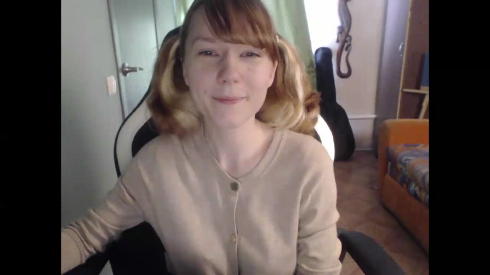 Gallery image thumbnail from NikiFoks18's myfreecams stream on, 08/12/2026, 05:48 image 19 of 20