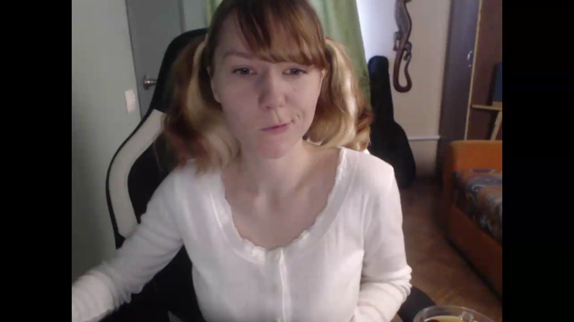 Gallery image thumbnail from NikiFoks18's myfreecams stream on, 08/12/2026, 08:44 image 7 of 20