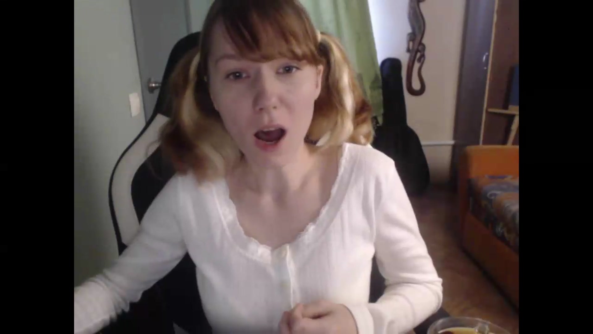 Gallery image thumbnail from NikiFoks18's myfreecams stream on, 08/12/2026, 08:44 image 3 of 20