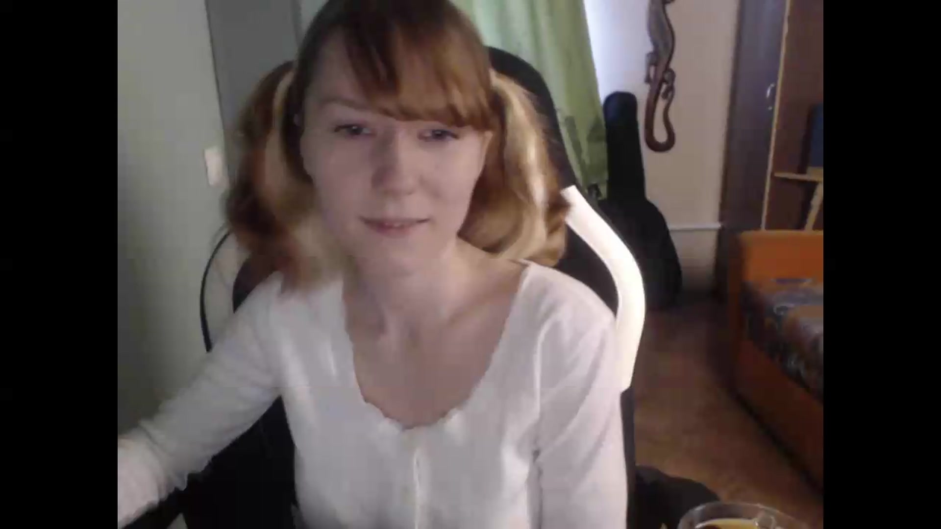 Gallery image thumbnail from NikiFoks18's myfreecams stream on, 08/12/2026, 08:44 image 8 of 20