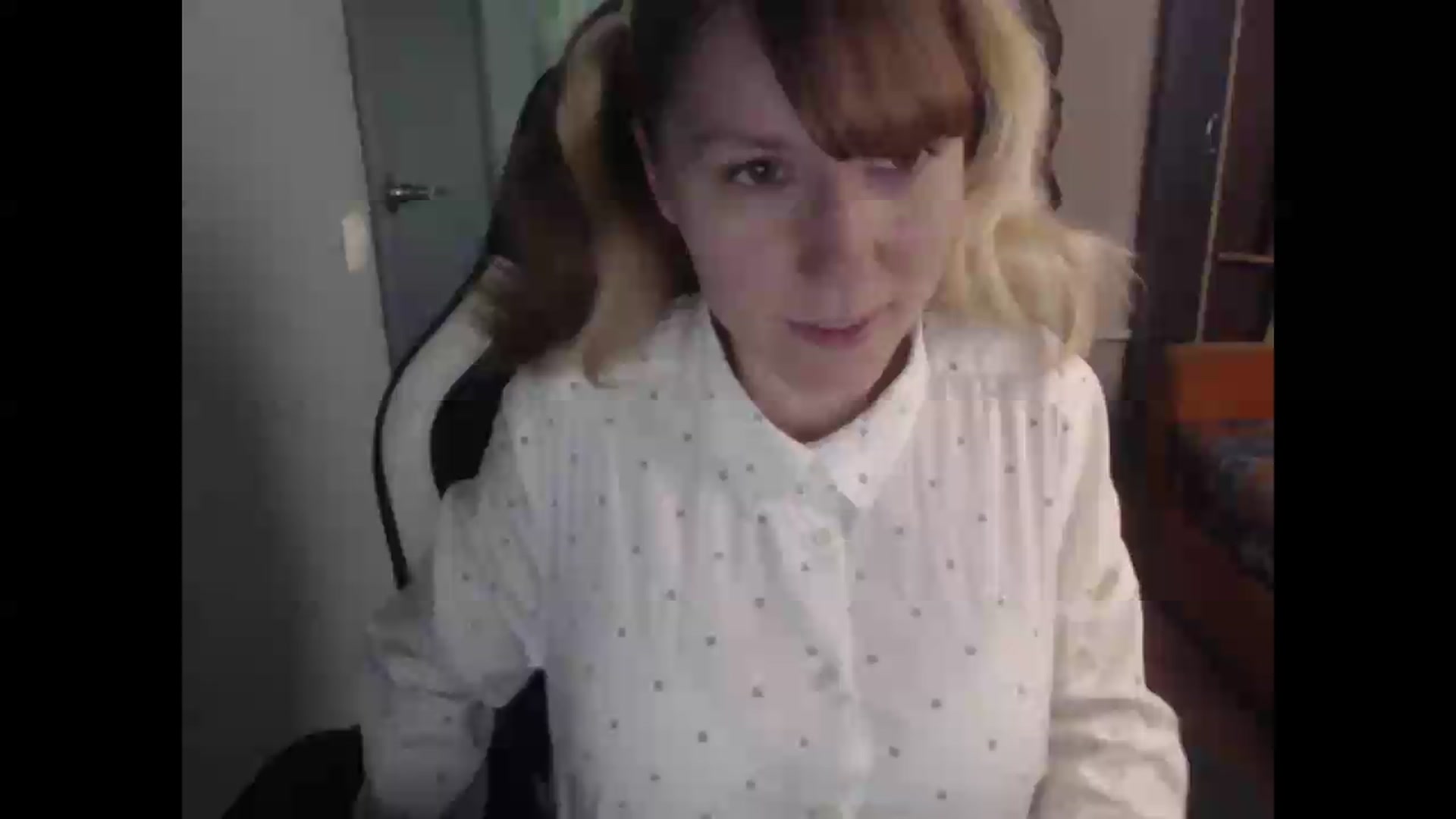 Gallery image thumbnail from NikiFoks18's myfreecams stream on, 08/14/2026, 08:06 image 1 of 20