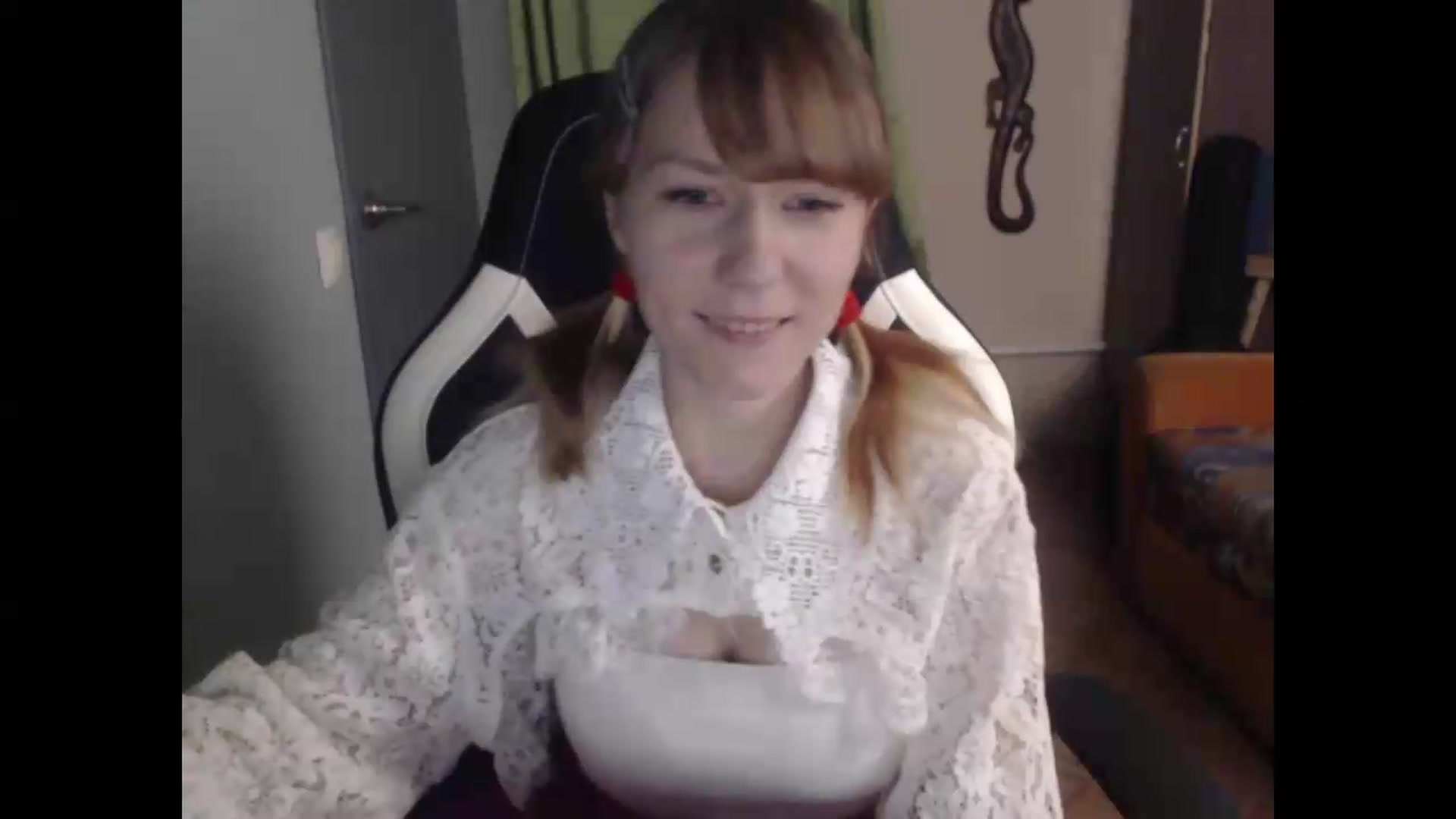 Gallery image thumbnail from NikiFoks18's myfreecams stream on, 08/15/2026, 21:15 image 2 of 20