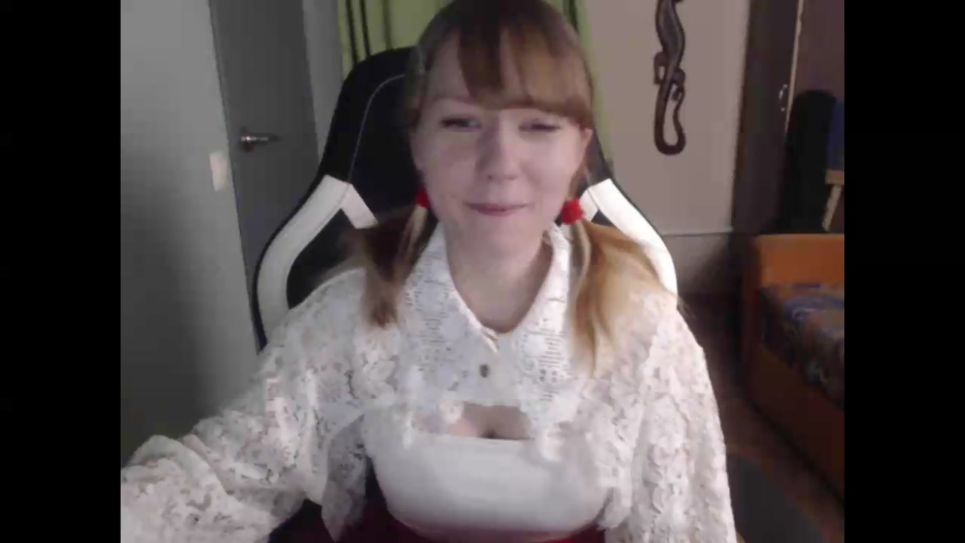 Gallery image thumbnail from NikiFoks18's myfreecams stream on, 08/15/2026, 21:15 image 6 of 20